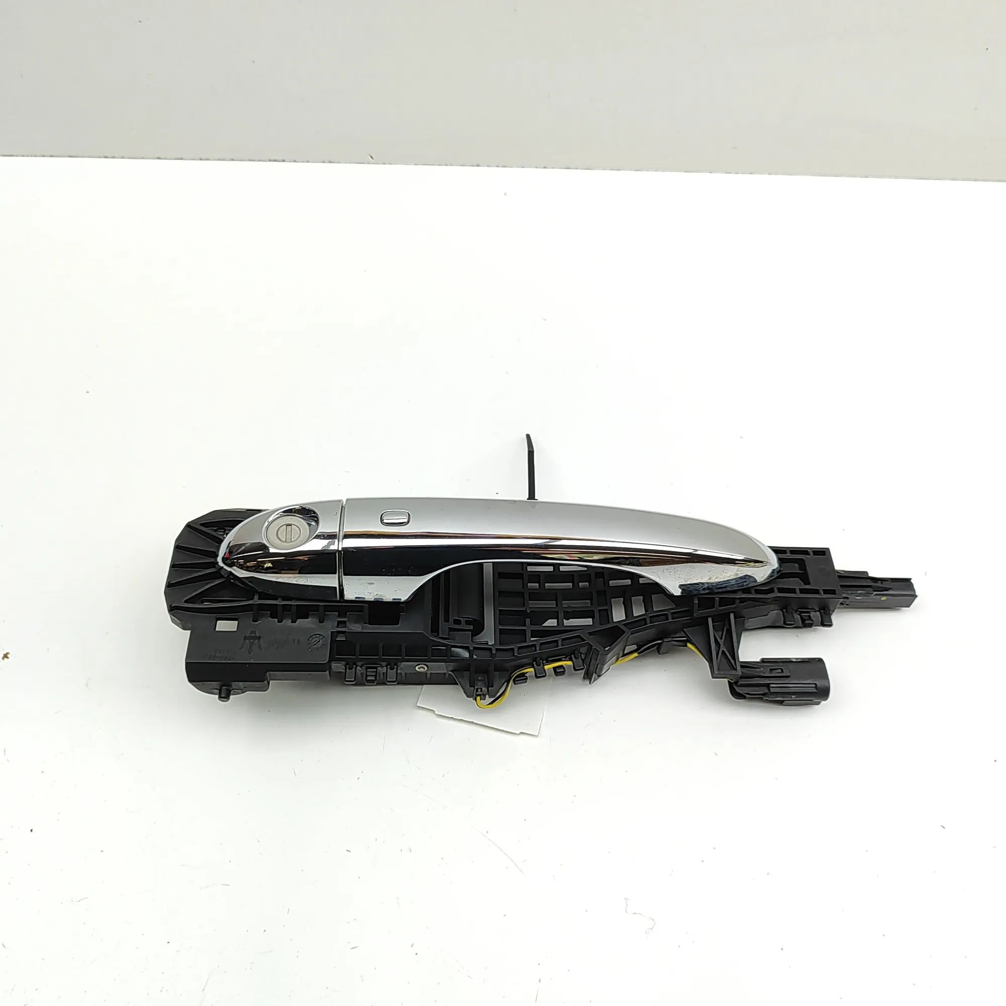 Maserati Levante Exterior door handle — front right Exterior door handle — front right — MASERATI L...