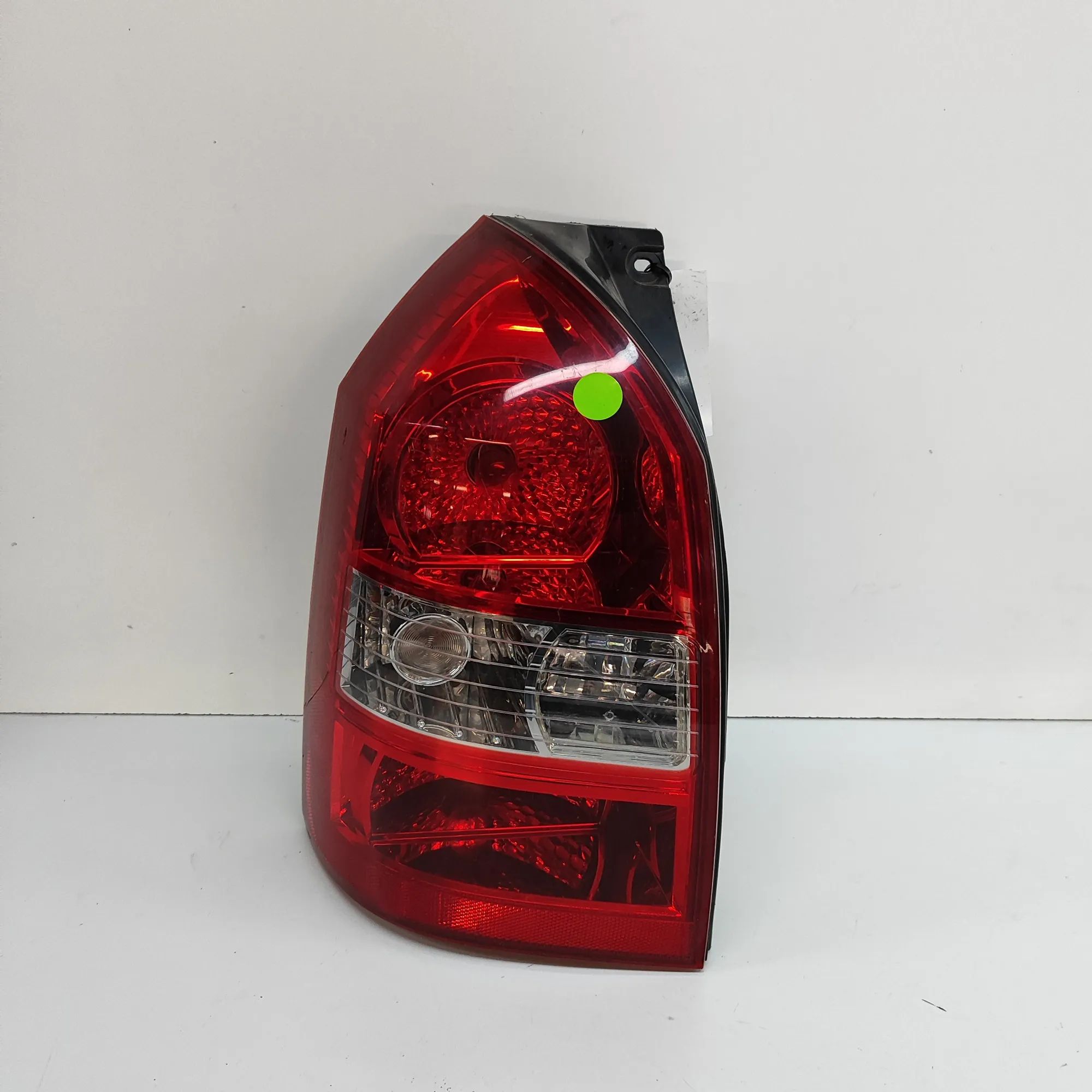 Hyundai Tucson Rear Left Tail Light Rear Left Tail Light — HYUNDAI TUCSON (JM) (200...