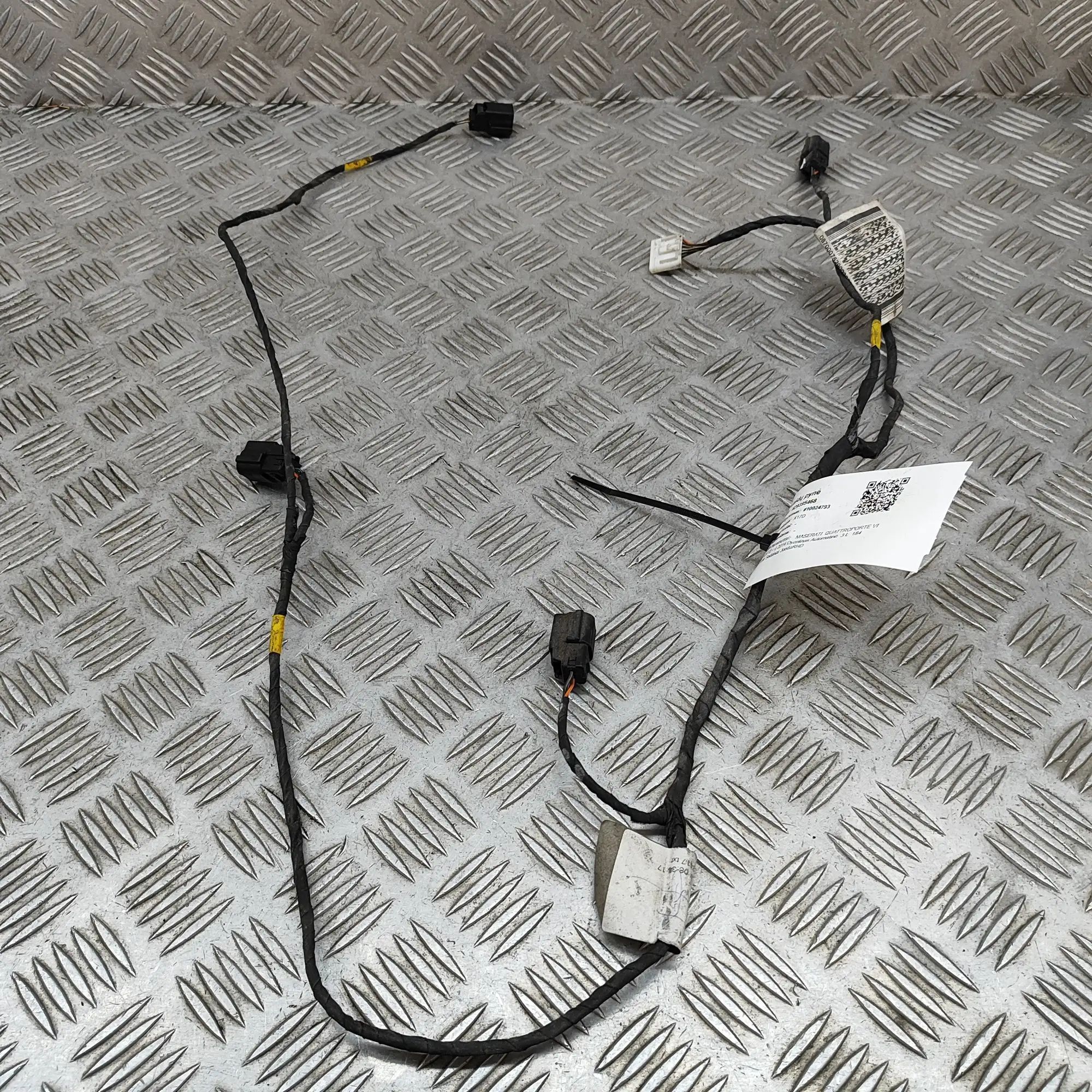Maserati Quattroporte Rear Parking Sensor Wiring Loom Rear Parking Sensor Wiring Loom — MASERATI QUAT...