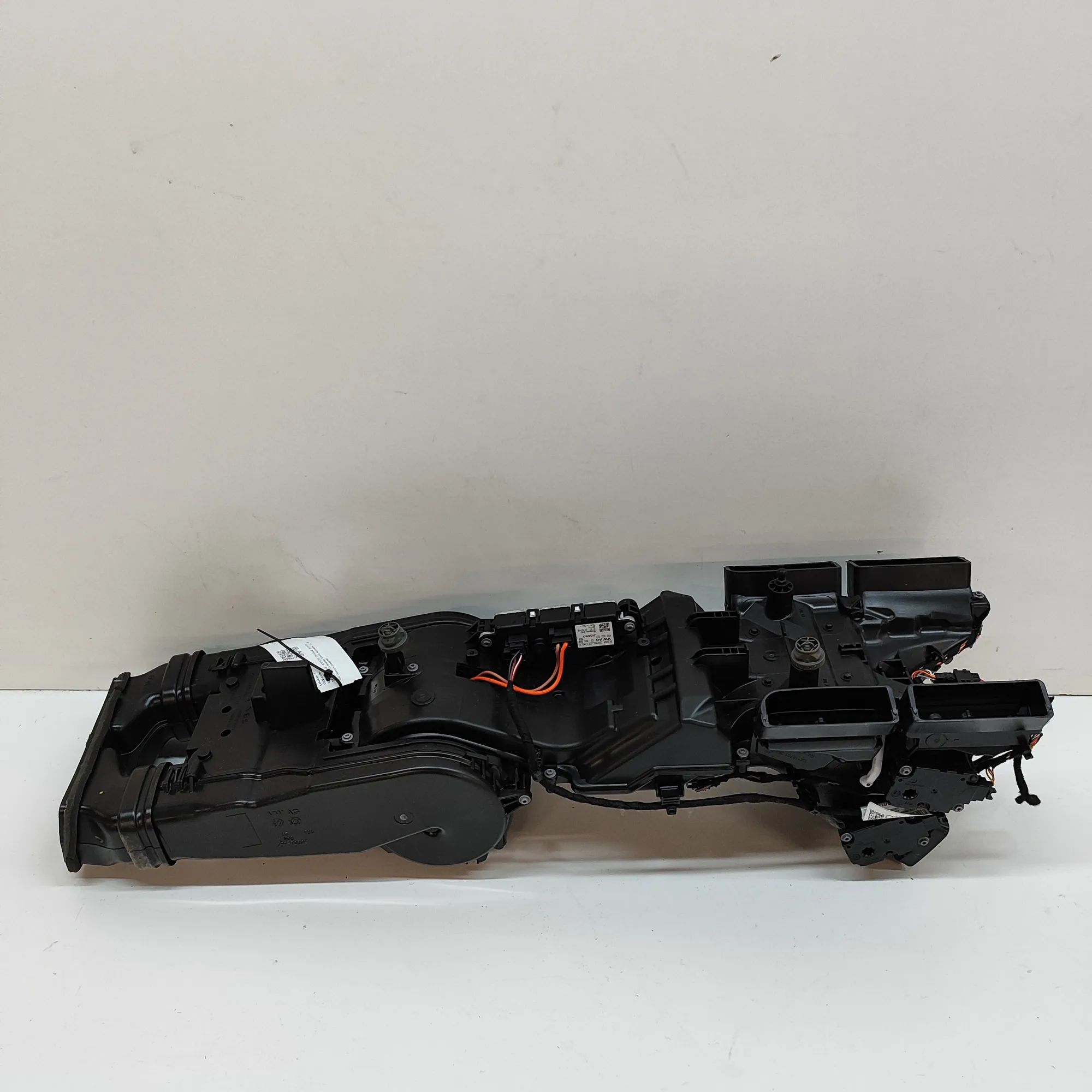 Porsche Cayenne Interior Heater Interior Heater — PORSCHE CAYENNE (9Y0/9Y3) (20...