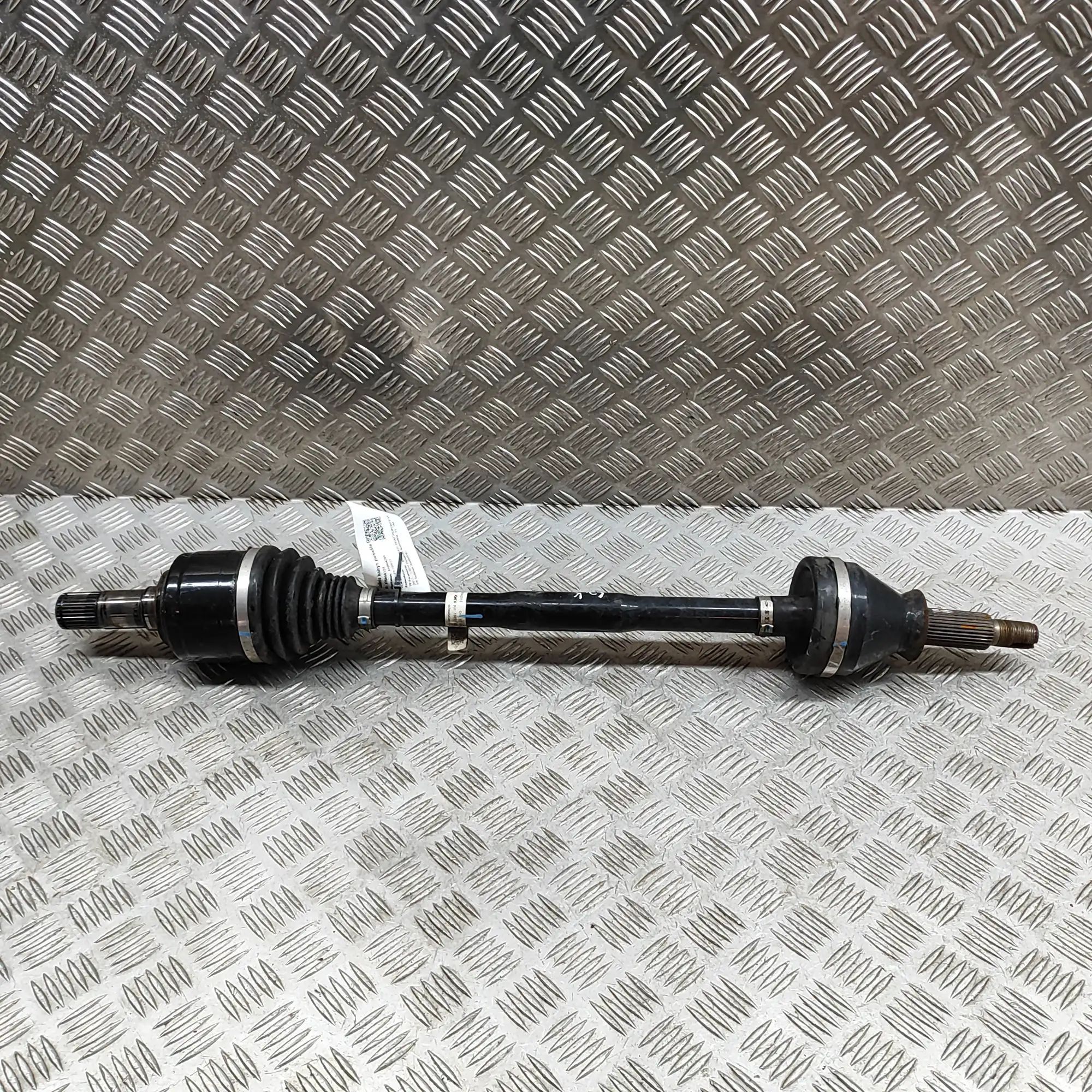 Maserati Quattroporte Rear Left Driveshaft Rear Left Driveshaft — MASERATI QUATTROPORTE (V...