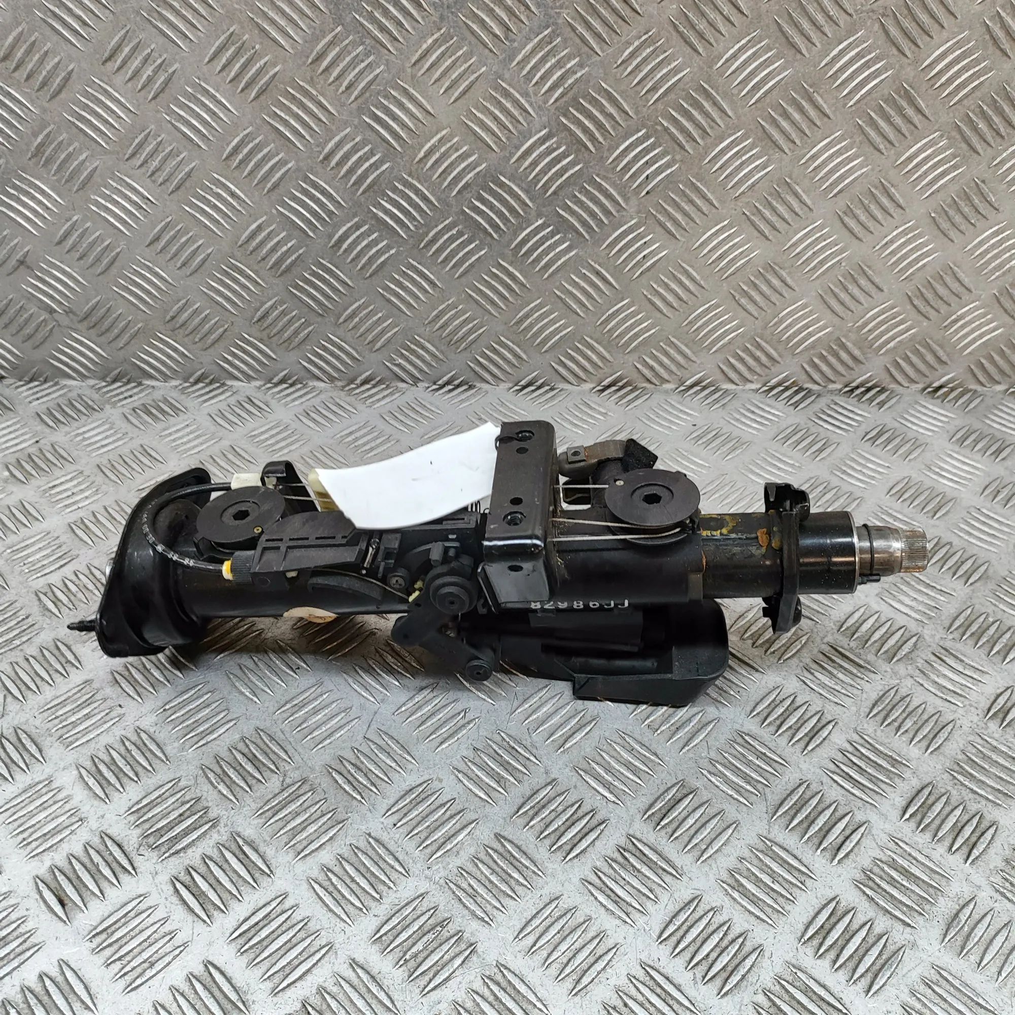Mercedes-Benz SLK (R170) Steering Column Mechanism Steering Column Mechanism — MERCEDES BENZ SLK (...