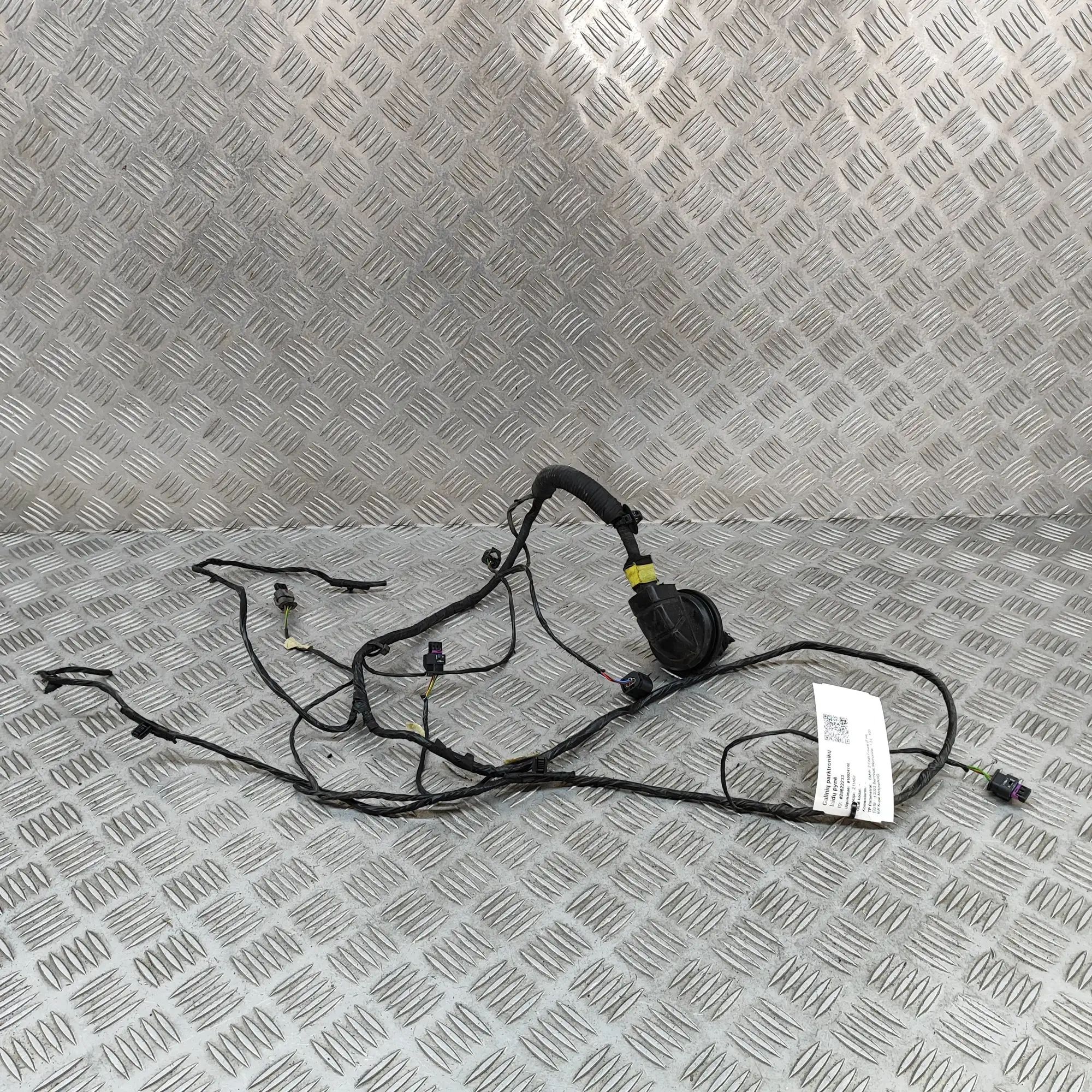 BMW 2 (F44) Rear Parking Sensor Wiring Loom Rear Parking Sensor Wiring Loom — BMW 2 SERIES ...