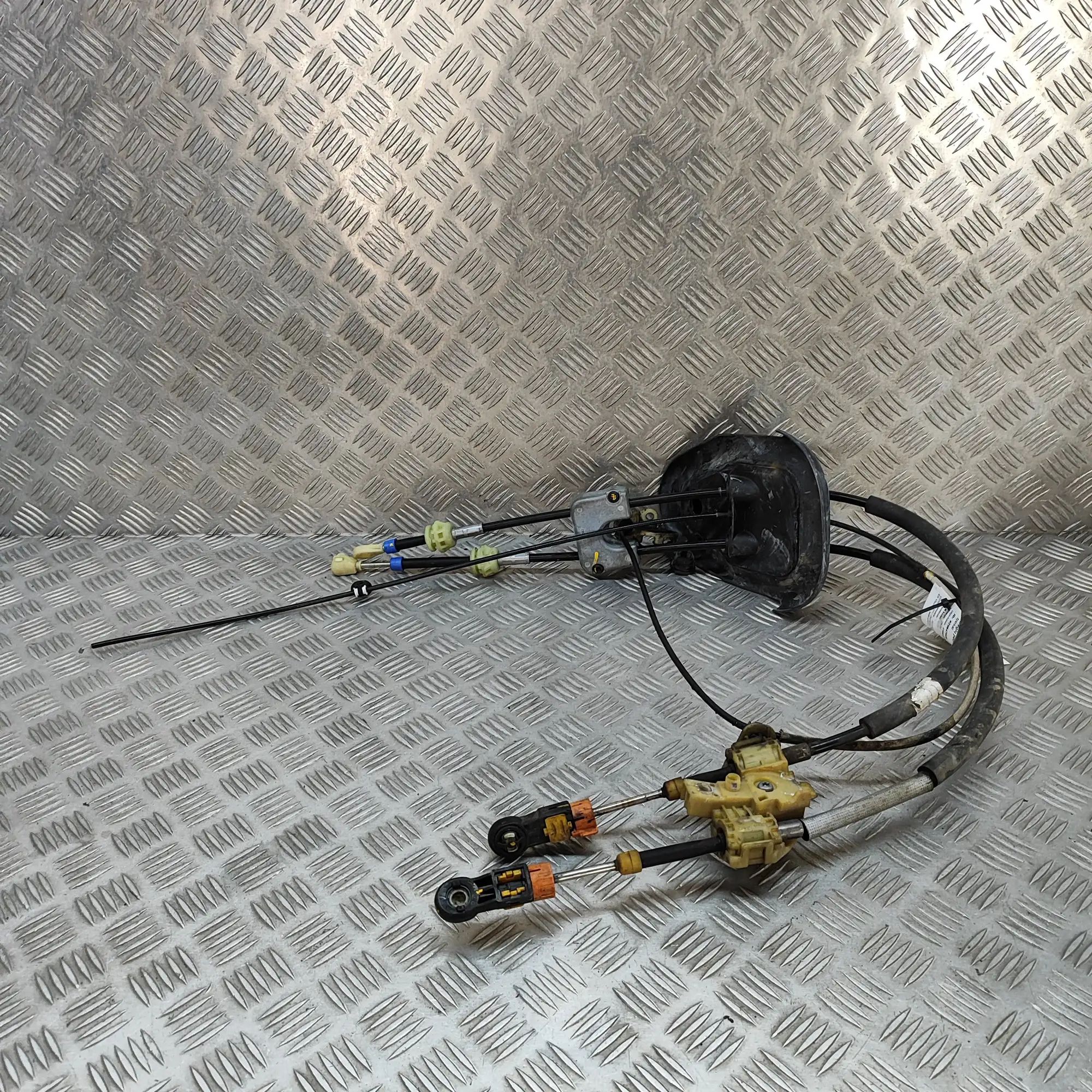 Peugeot 3008 Gear selector cables Gear selector cables — PEUGEOT 3008 (II SUV) (2...