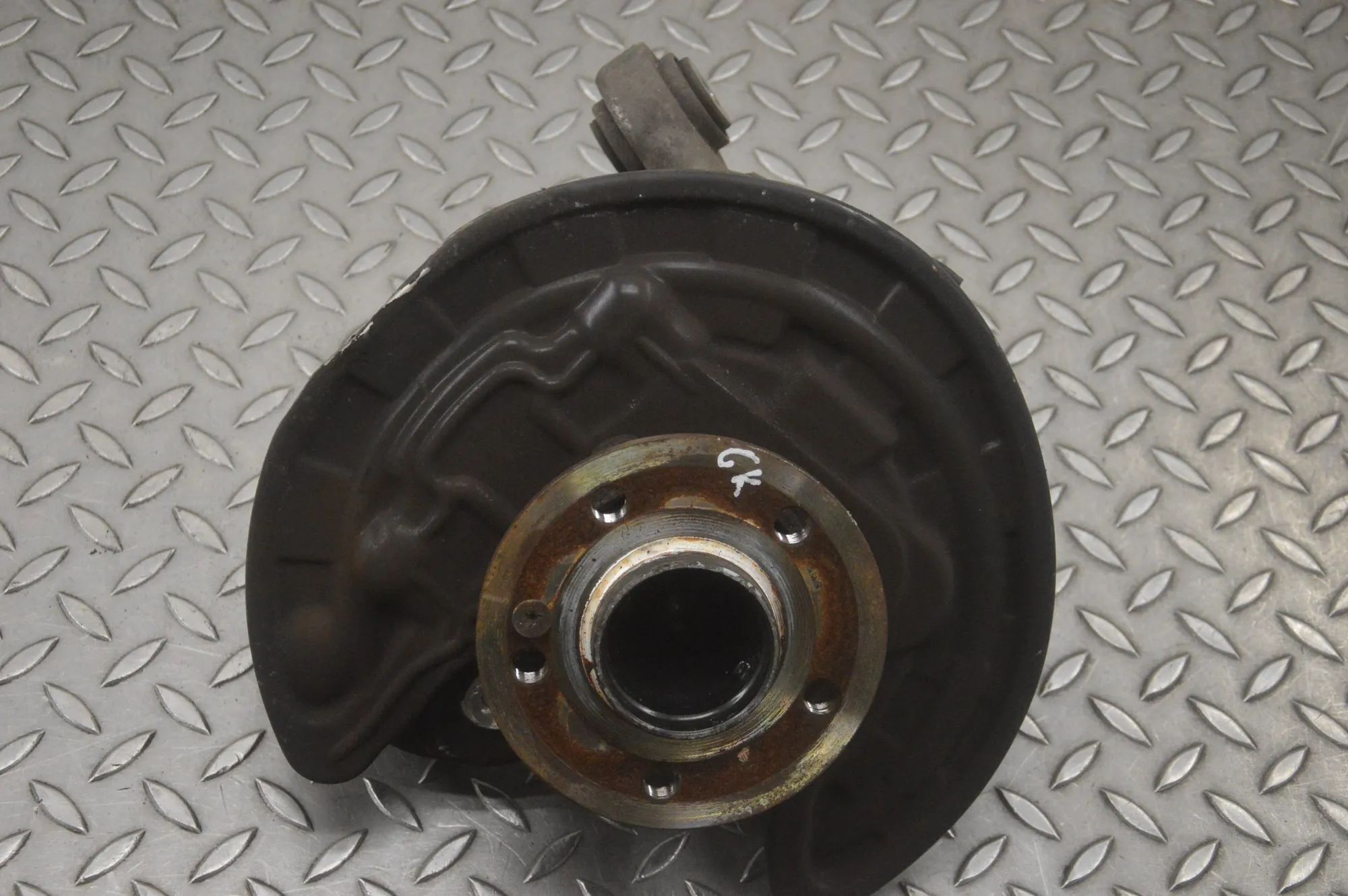 Mercedes-Benz CLA (C118) Rear Left Wheel Hub Spindle Rear Left Wheel Hub Spindle — MERCEDES BENZ CLA...