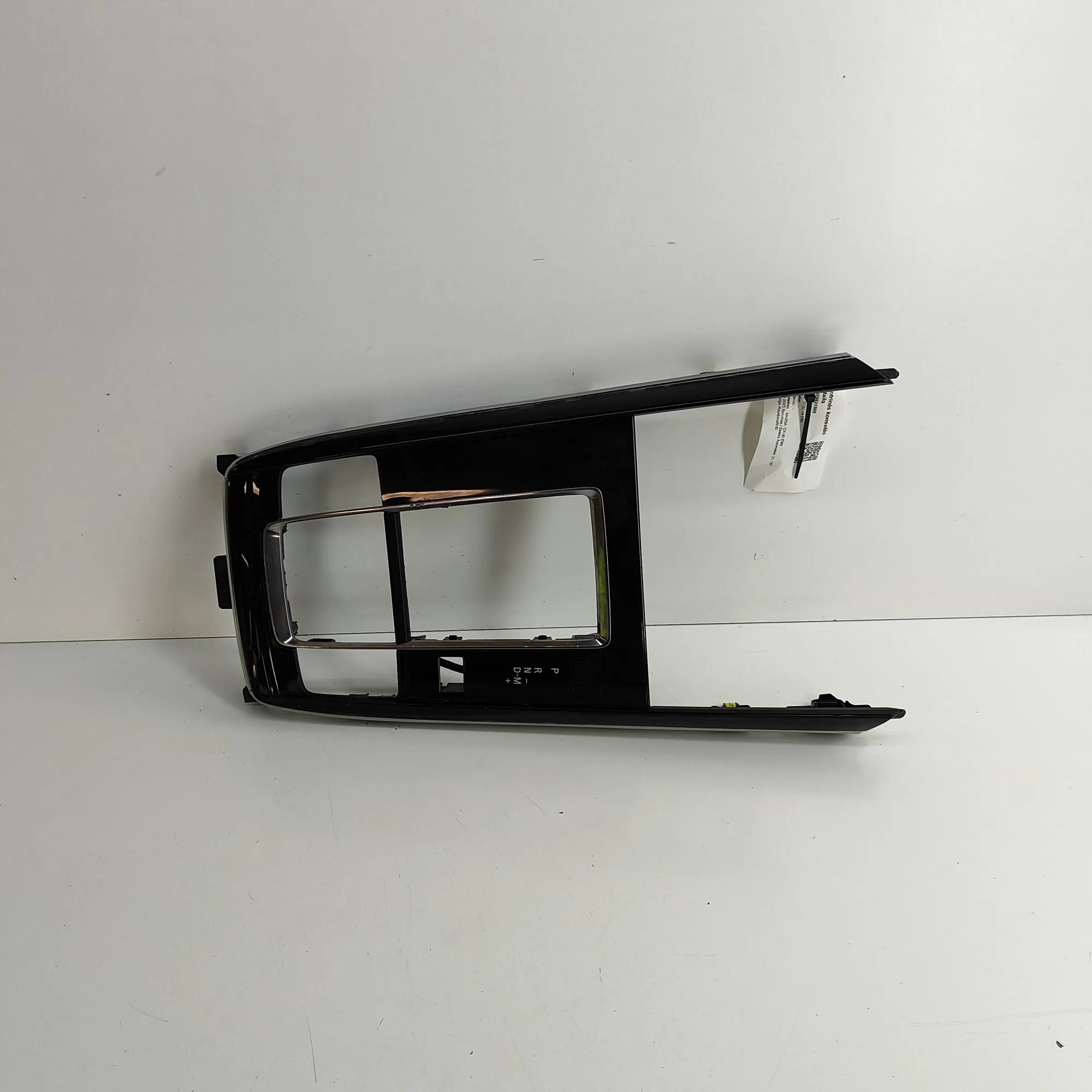 Mazda 3 (BP) Centre console trim Centre console trim — MAZDA CX-3 (0 DM) (2019-P...