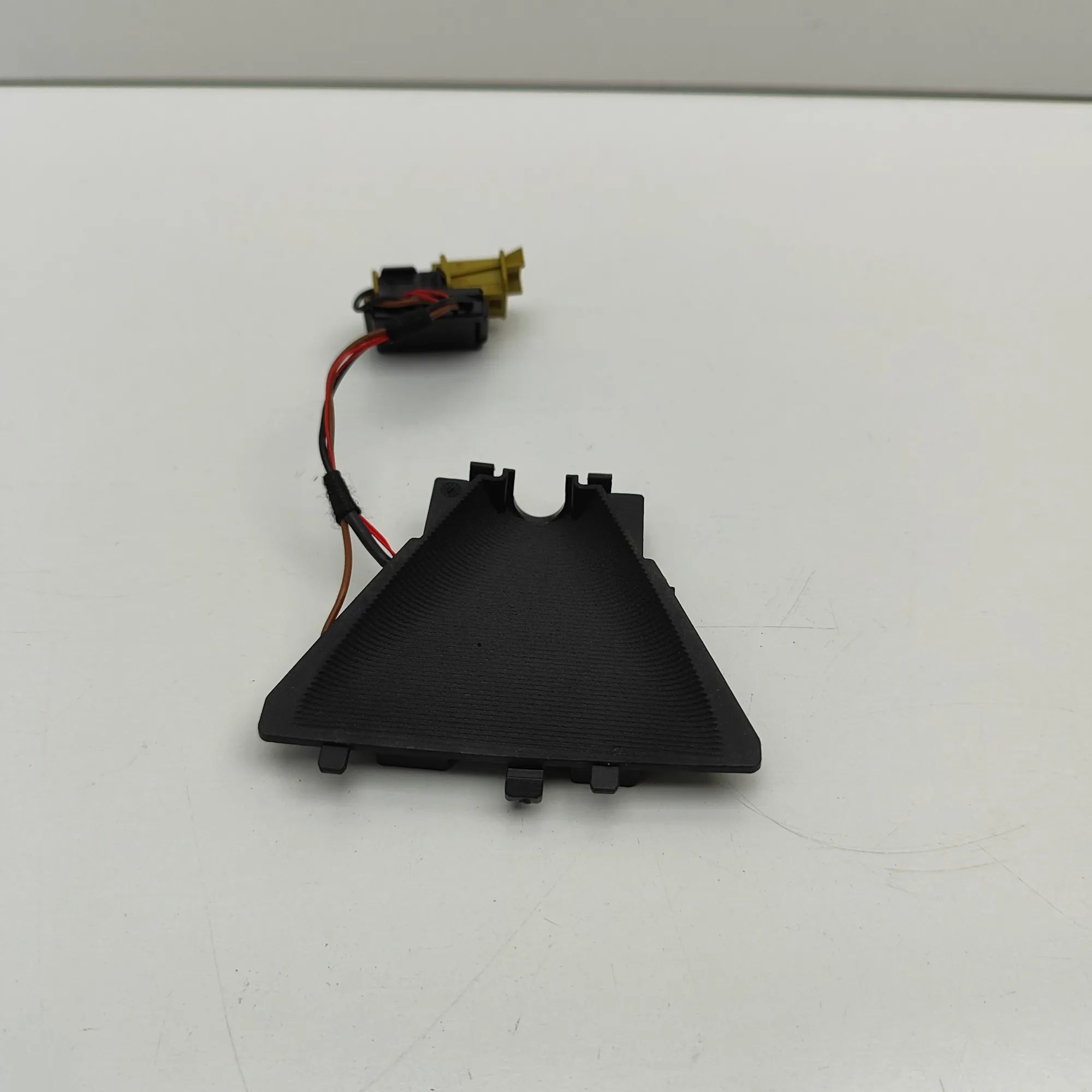 Mercedes-Benz CLA (C118) Other Interior Parts Other Interior Parts — MERCEDES BENZ CLA (Coupe...