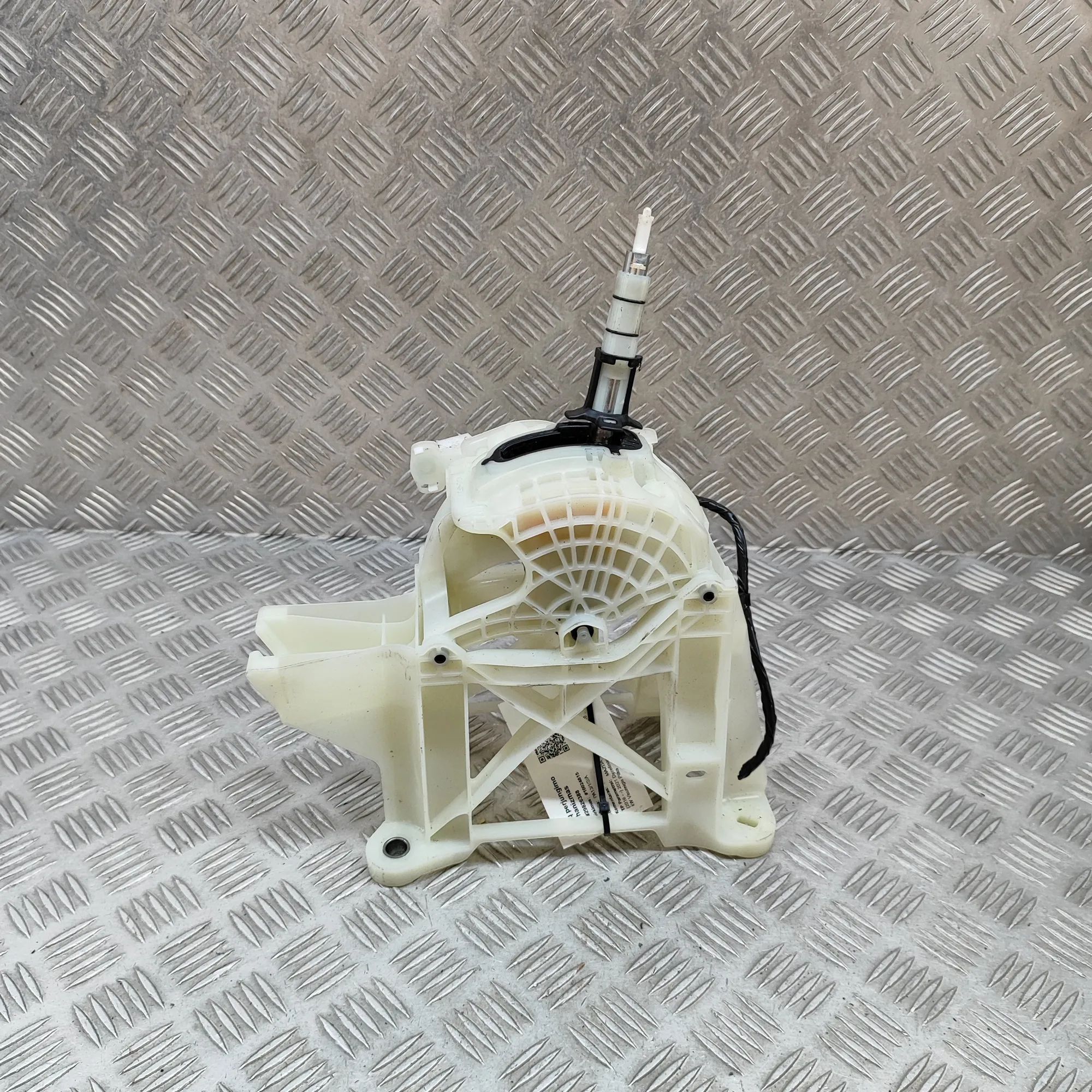 Mazda CX-5 (KF) Gear Shifting Mechanism Gear Shifting Mechanism — MAZDA CX-5 (KF) (2016...