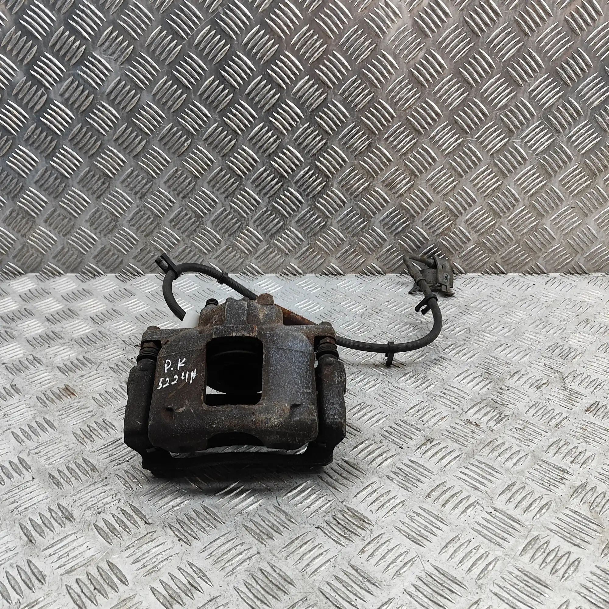 Jeep Wrangler (JK) Brake caliper — front left Brake caliper — front left — JEEP WRANGLER (III...