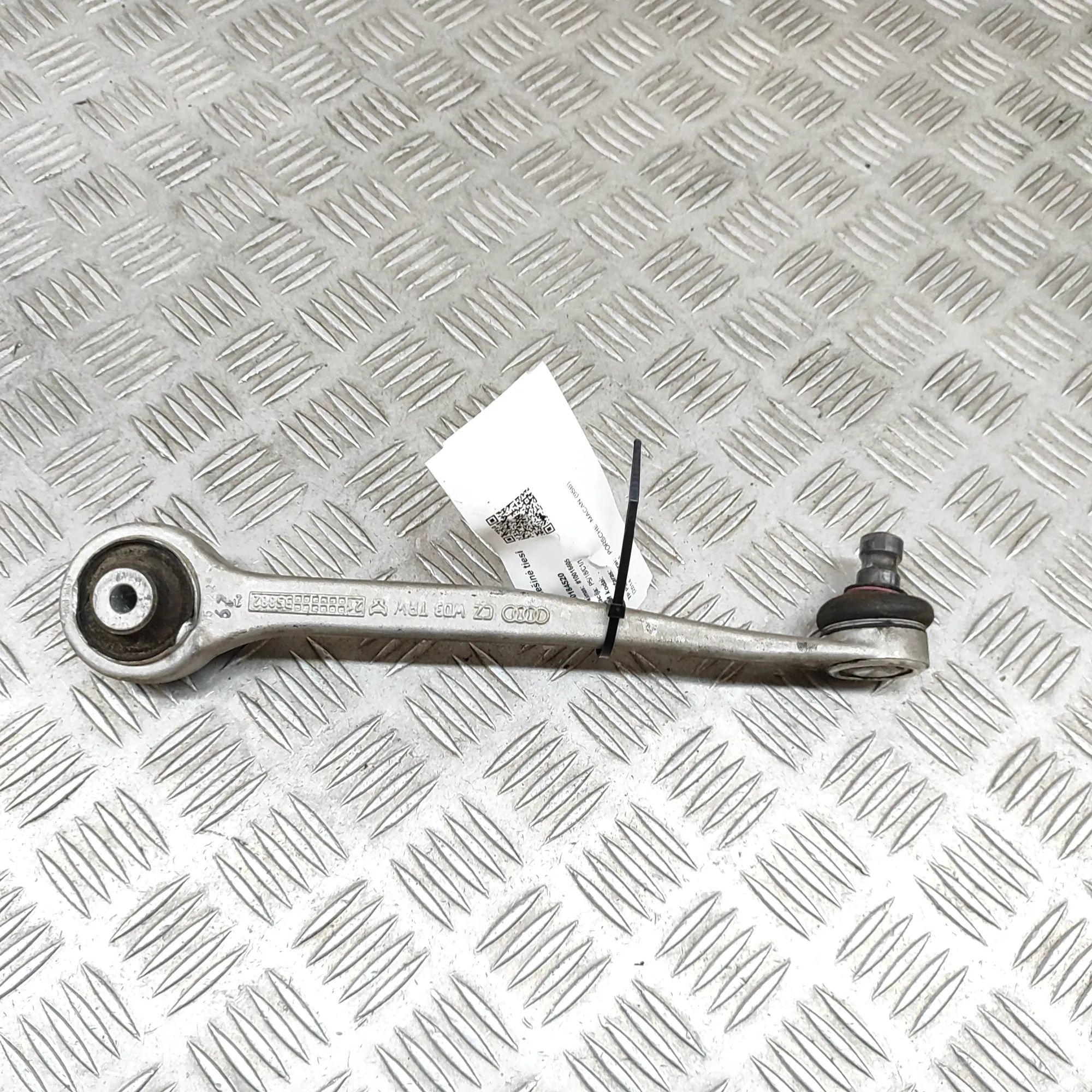 Porsche Macan Front Right Straight Control Arm Front Right Straight Control Arm — PORSCHE MACA...