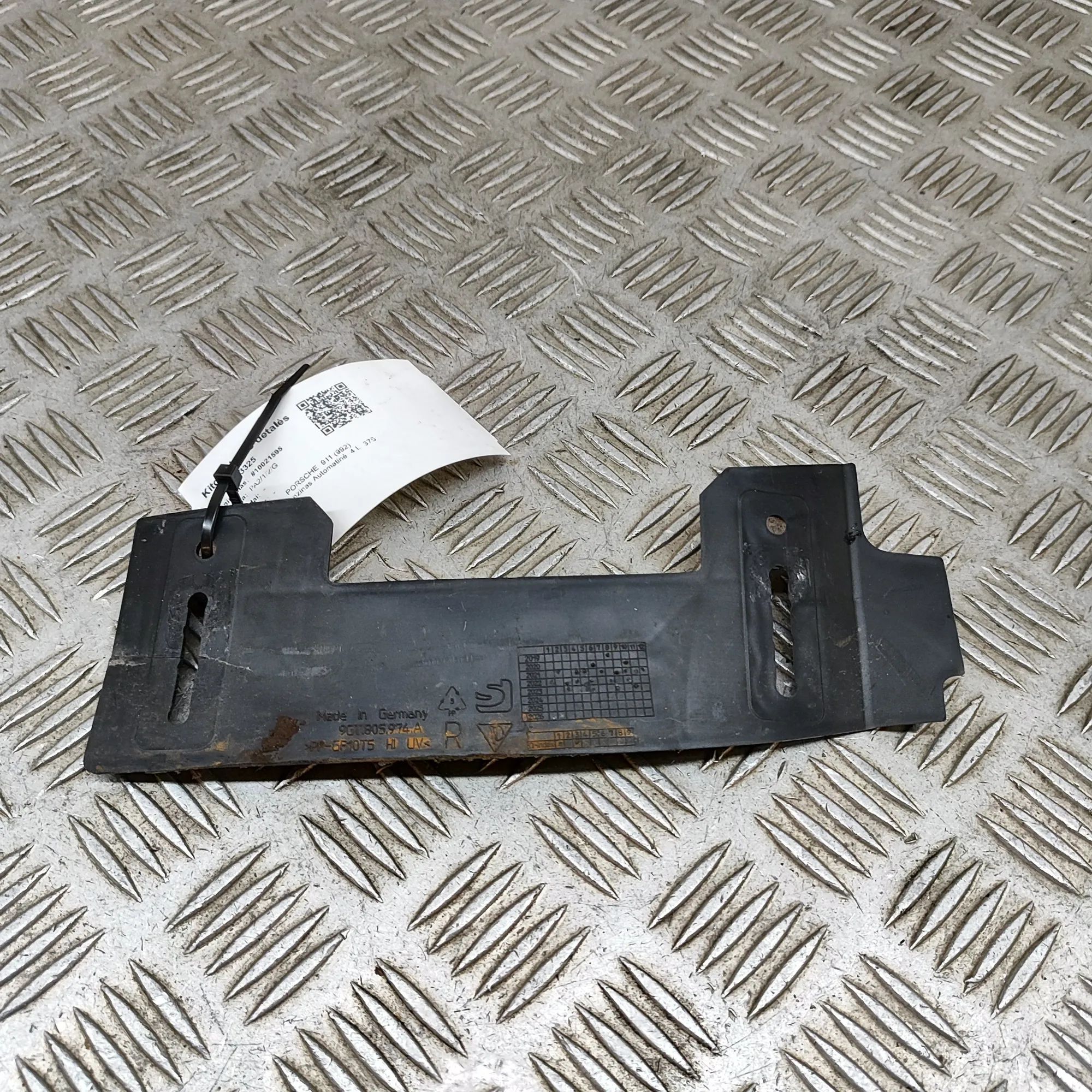 Porsche 911 (992) Other Body Parts Other Body Parts — PORSCHE 911 (992) (2019-...)...
