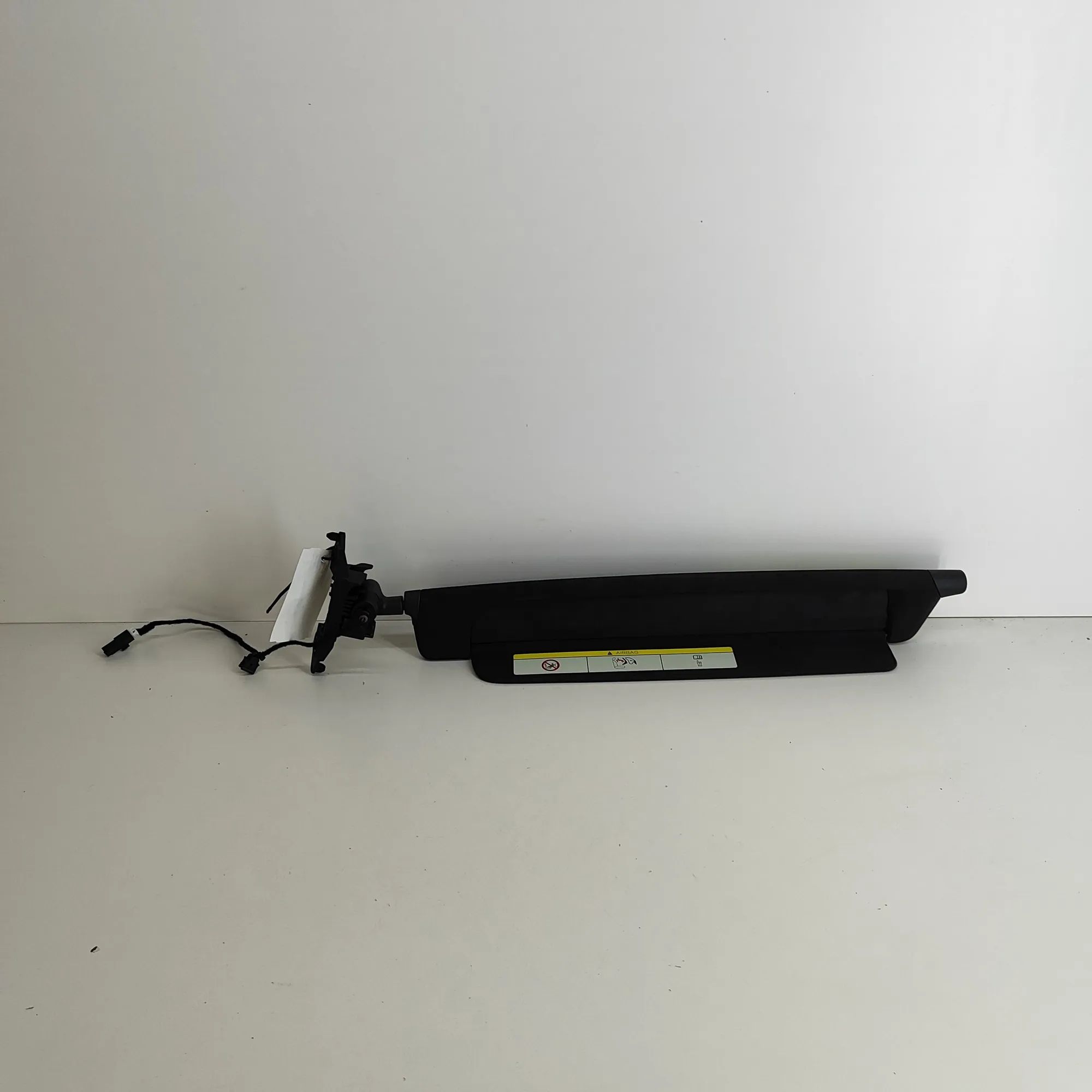 Tesla Model X Left Side Sun Visor Left Side Sun Visor — TESLA MODEL X (2013-...) ...