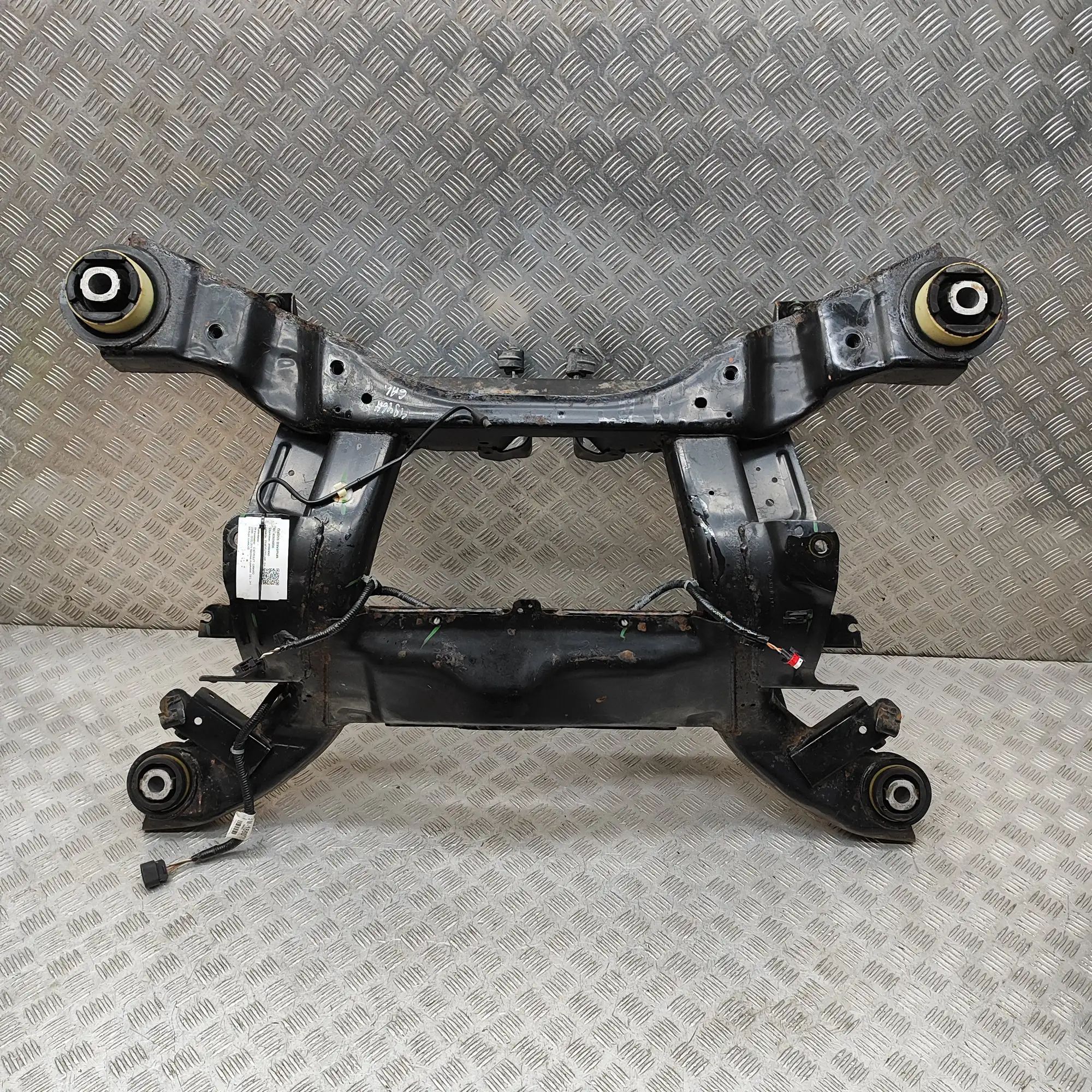 Chevrolet Camaro Rear subframe Rear subframe — CHEVROLET CAMARO (2009-2015) — ...
