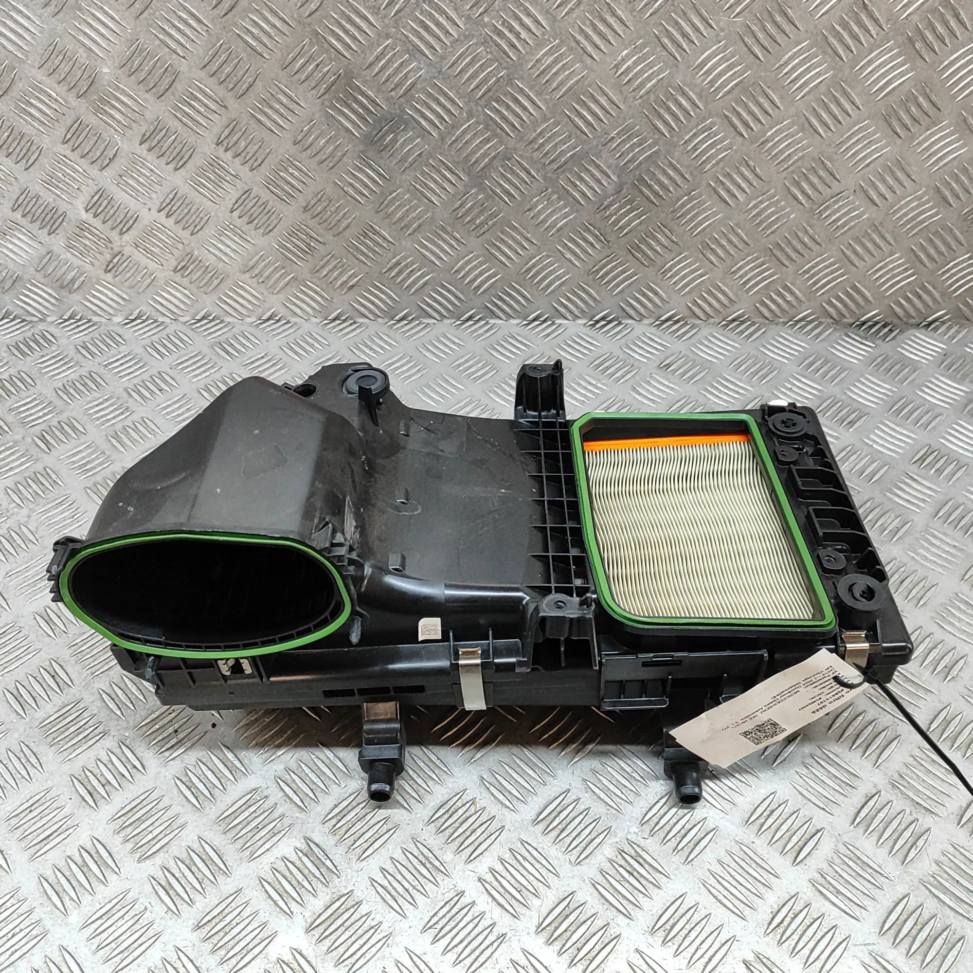 Mercedes-Benz GLE (W167) Air filter box  Air Filter Box — MERCEDES BENZ GLE (W167) (2019...