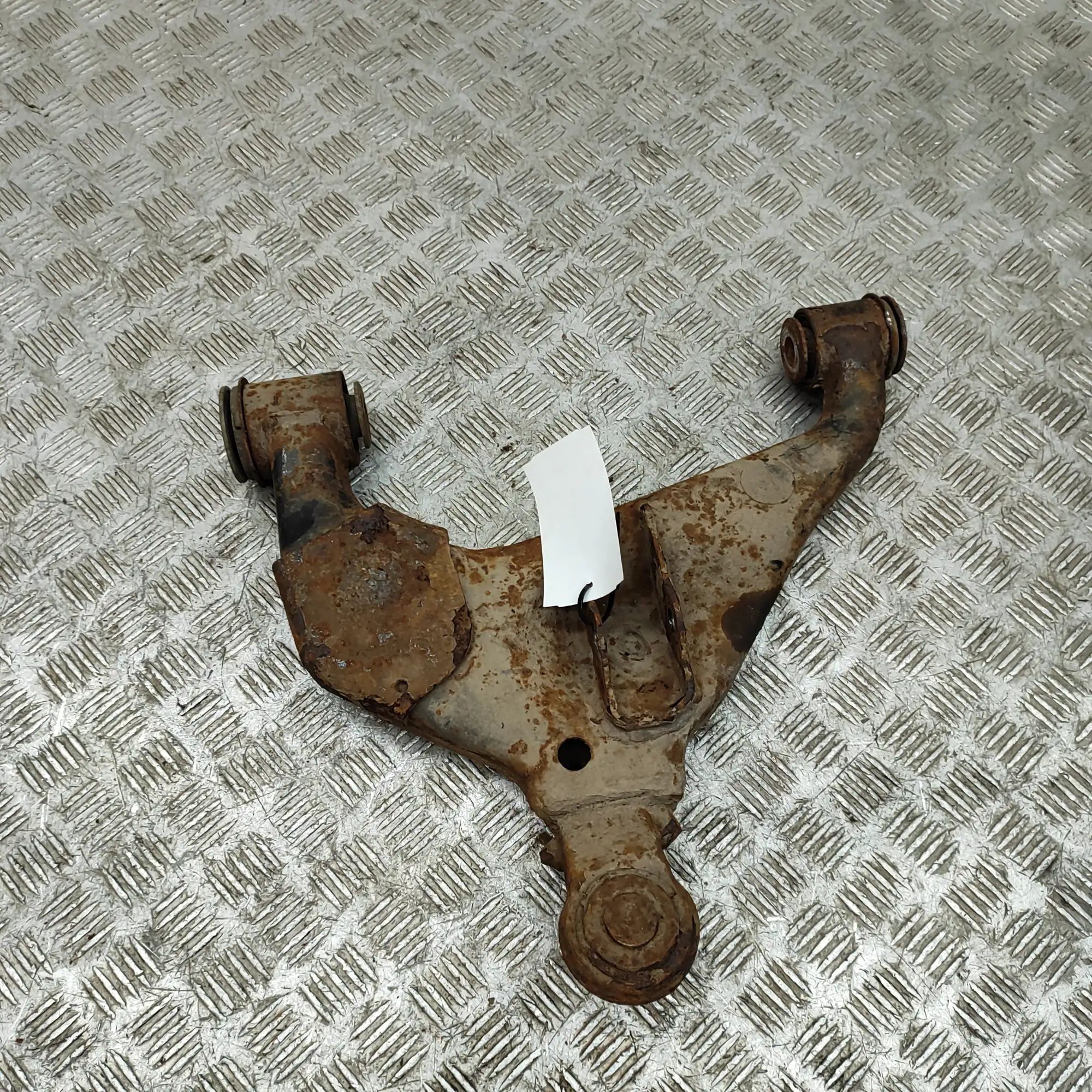 Toyota Hilux Front Right Lower Control Arm Front Right Lower Control Arm — TOYOTA HILUX (V...