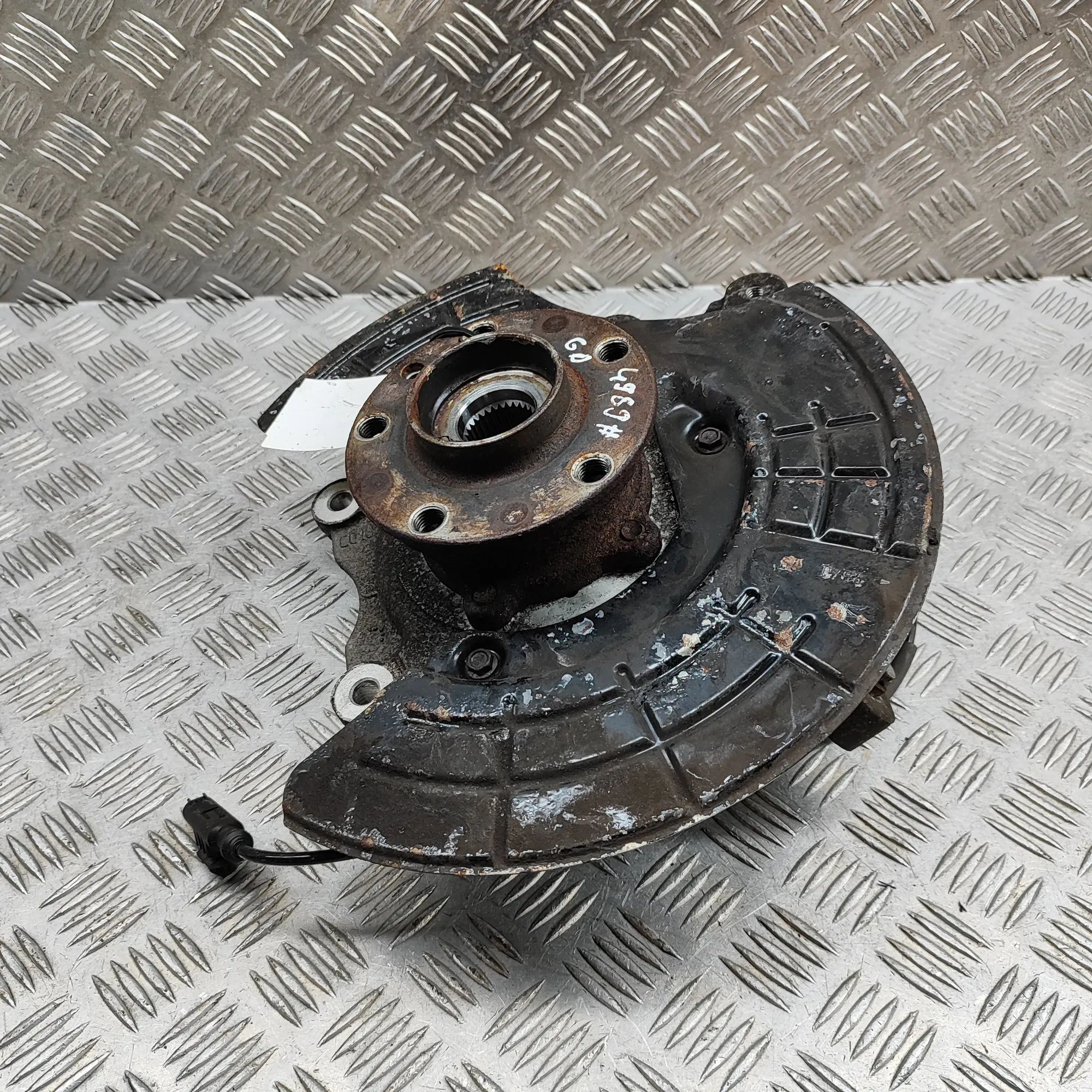 Maserati Ghibli Rear Right Wheel Hub Rear Right Wheel Hub — MASERATI GHIBLI (M157) (...