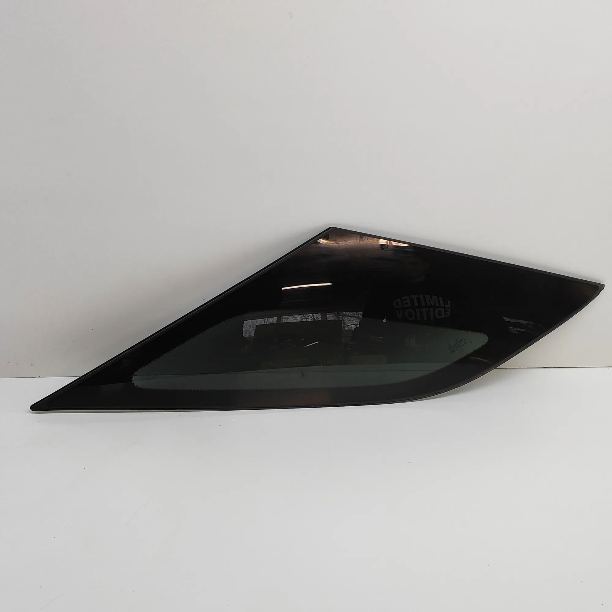 Mercedes-Benz GLE (W167) Rear Left Quarter Window Rear Left Quarter Window — MERCEDES BENZ GLE (W...