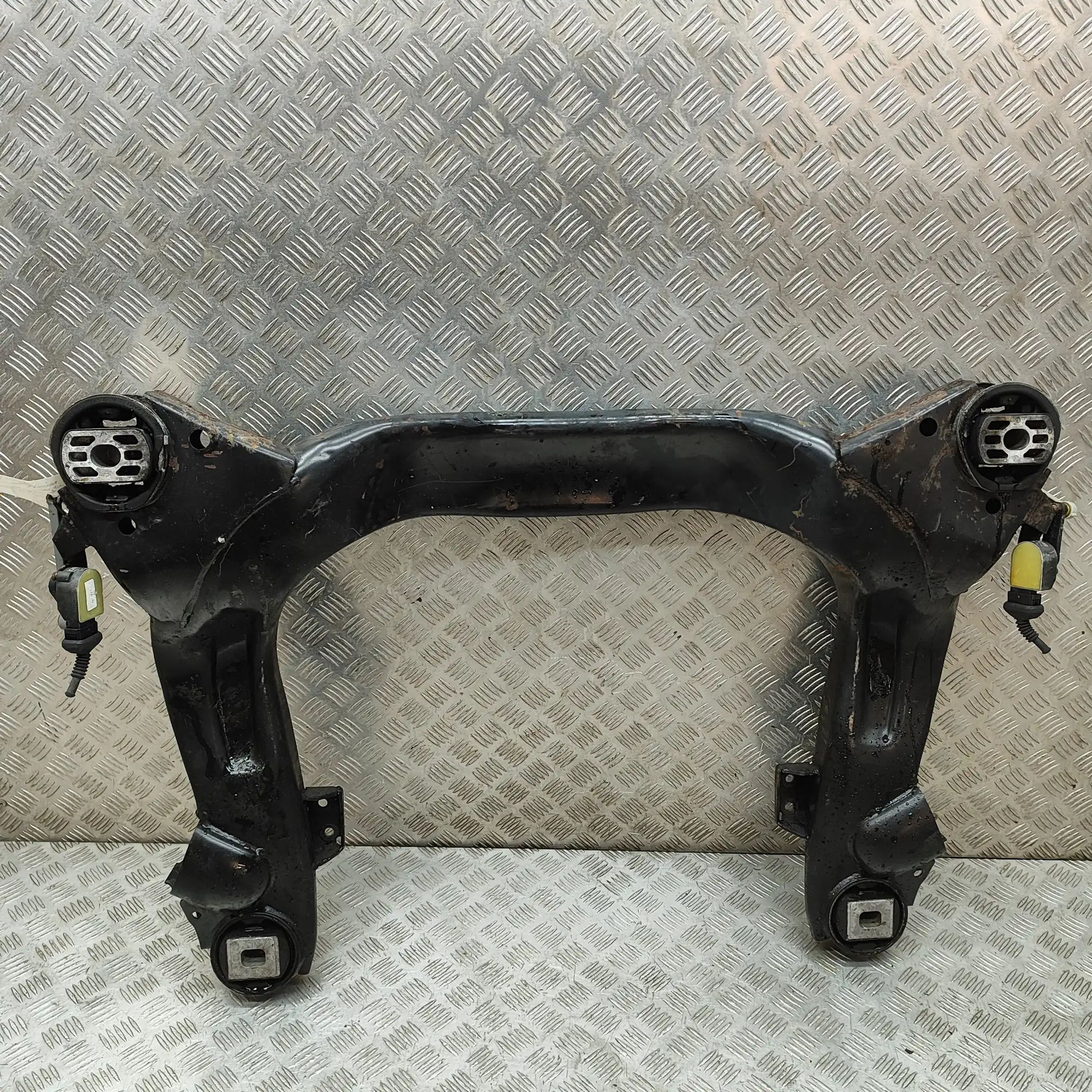 Volkswagen Phaeton Front subframe Front subframe — VW PHAETON (3D_) (2002-2016) —...