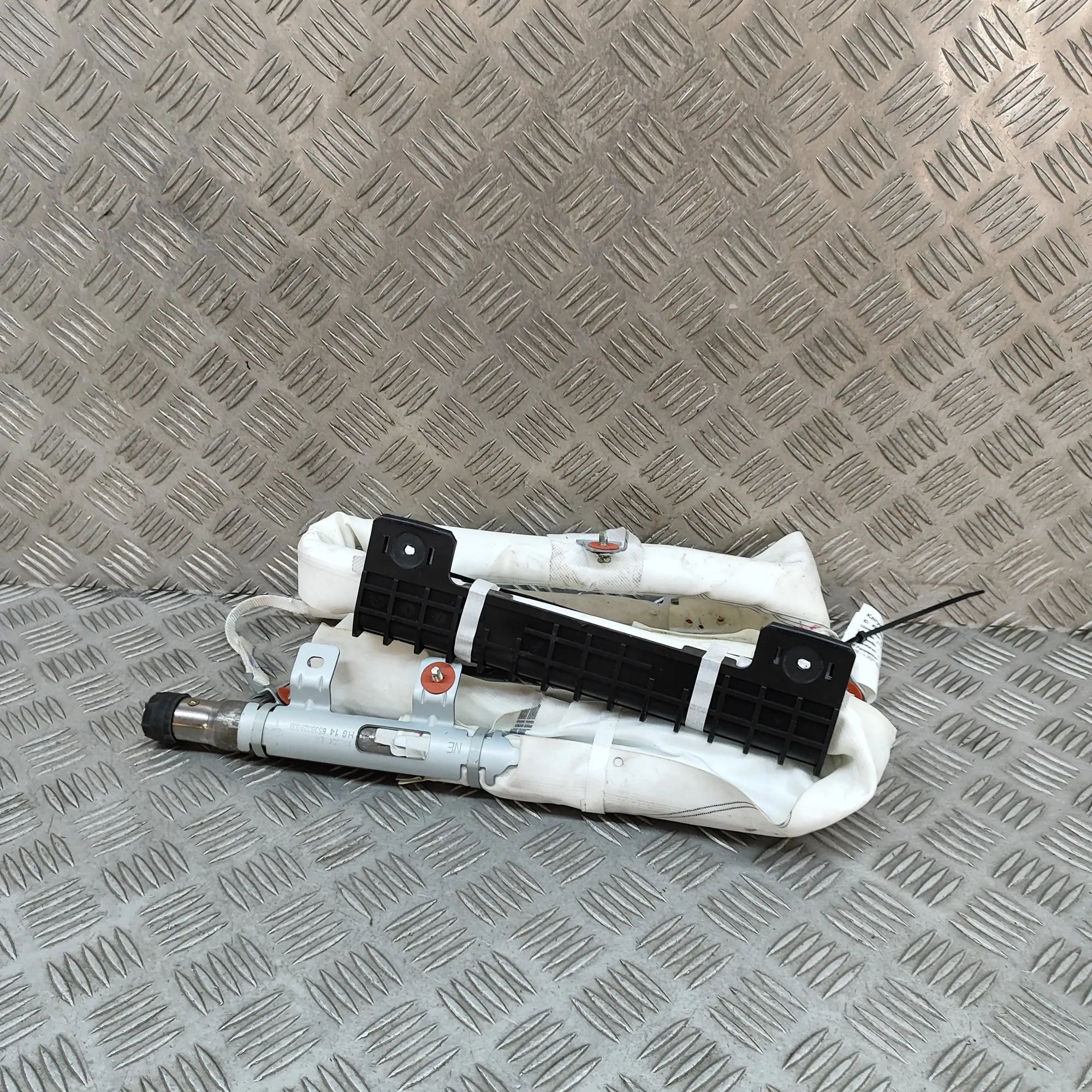 Hyundai Ioniq Left Side Roof Safety Curtain SRS Left Side Roof Safety Curtain SRS — HYUNDAI ION...