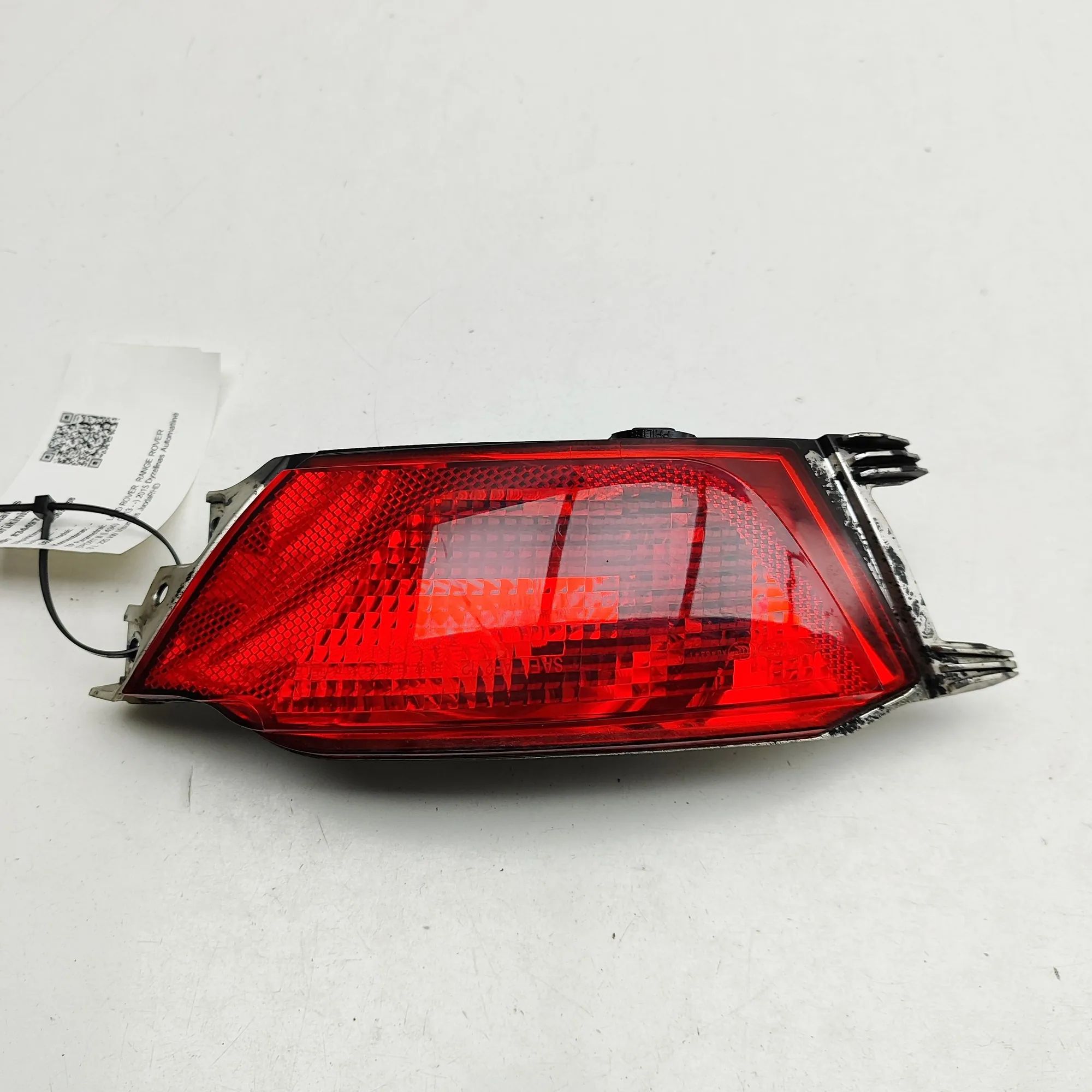 Land Rover Range Rover Sport (L494) Rear Left Fog Light Rear Left Fog Light — LAND ROVER RANGE ROVER SP...