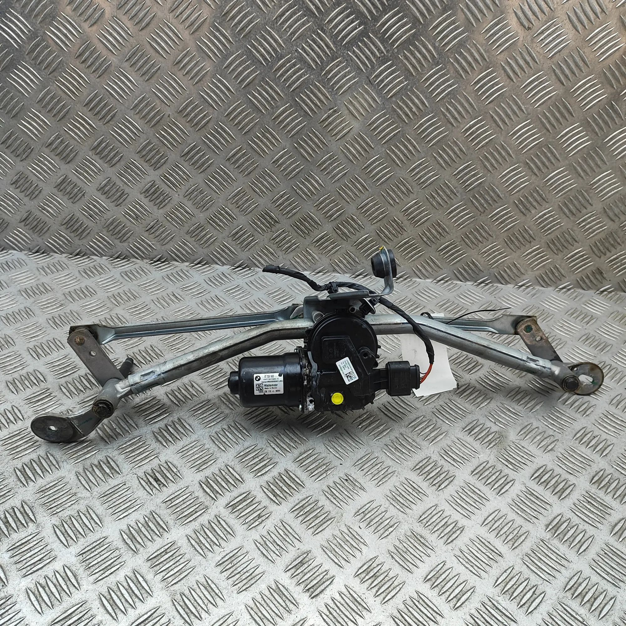 BMW X5 (G05) Front Windshield Wiper Mechanism Front Windshield Wiper Mechanism — BMW X5 (G05)...
