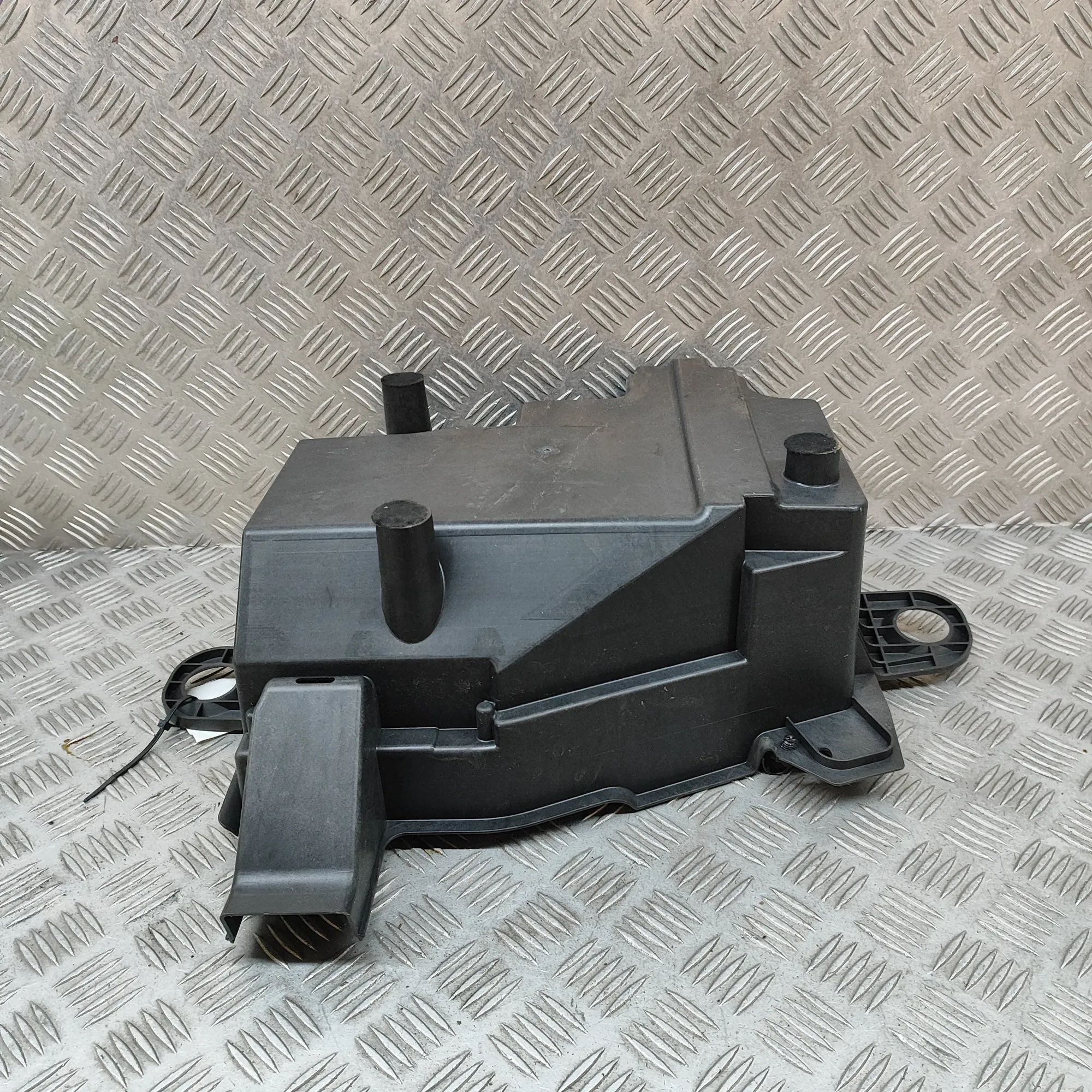 Mercedes-Benz GLS (X167) Fuse box Fuse box — MERCEDES BENZ GLS (X167) (2019-...) ...