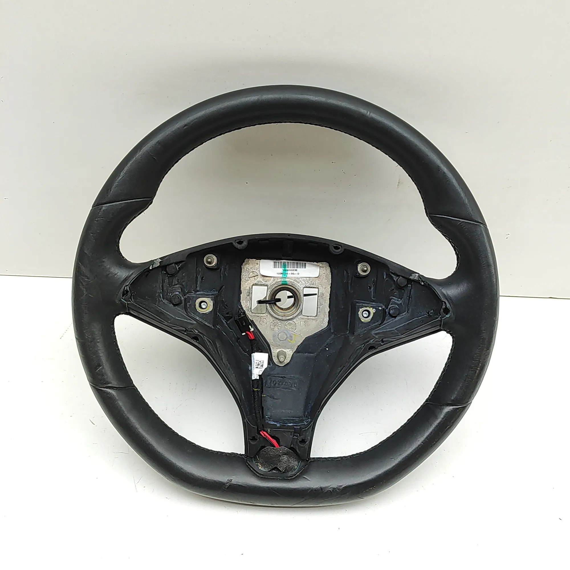 Tesla Model X steering wheel Steering Wheel — TESLA MODEL X (2013-...) — 103...
