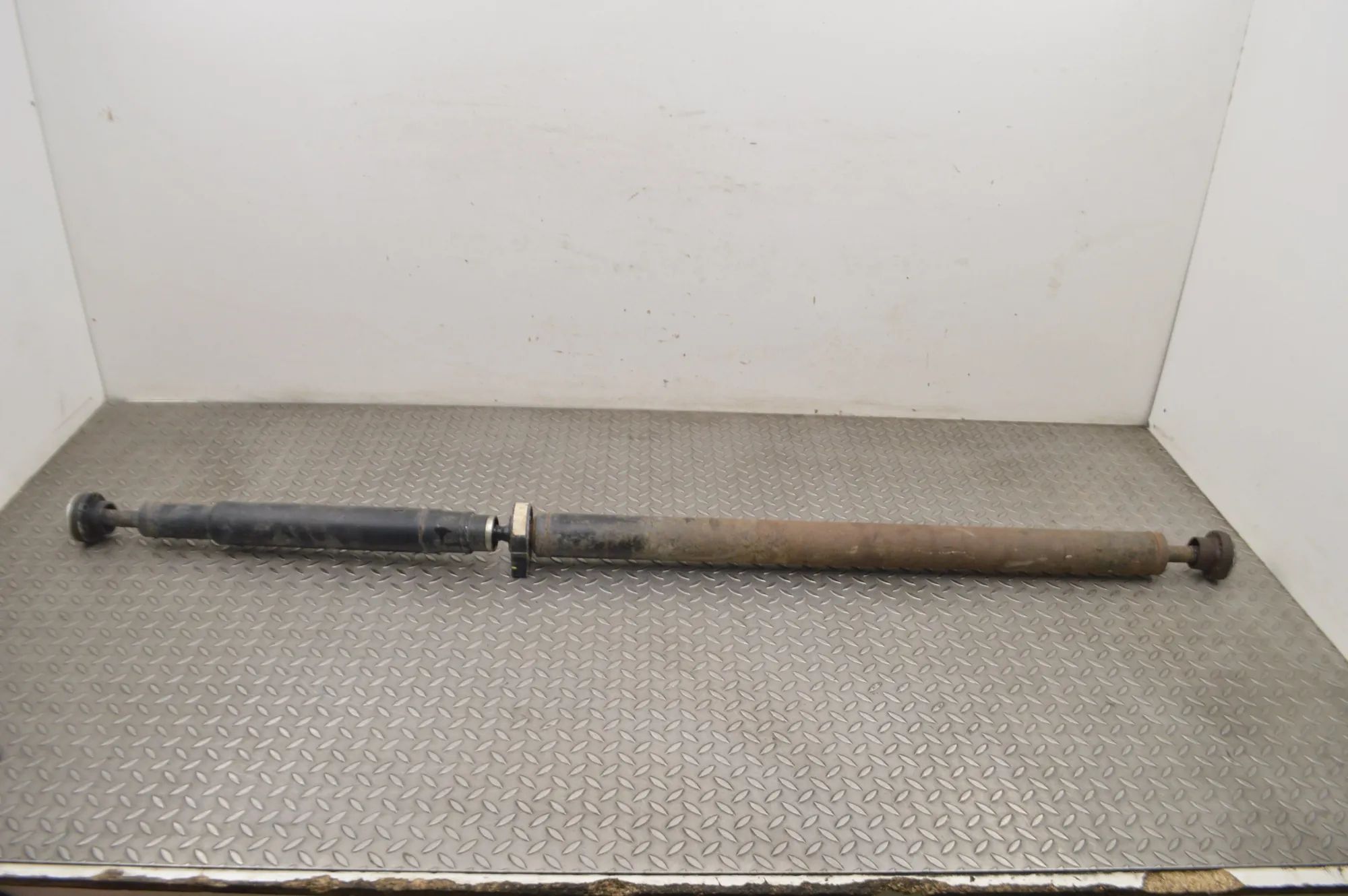 Land Rover Range Rover Evoque Propshaft Propshaft — LAND ROVER RANGE ROVER EVOQUE (L538...