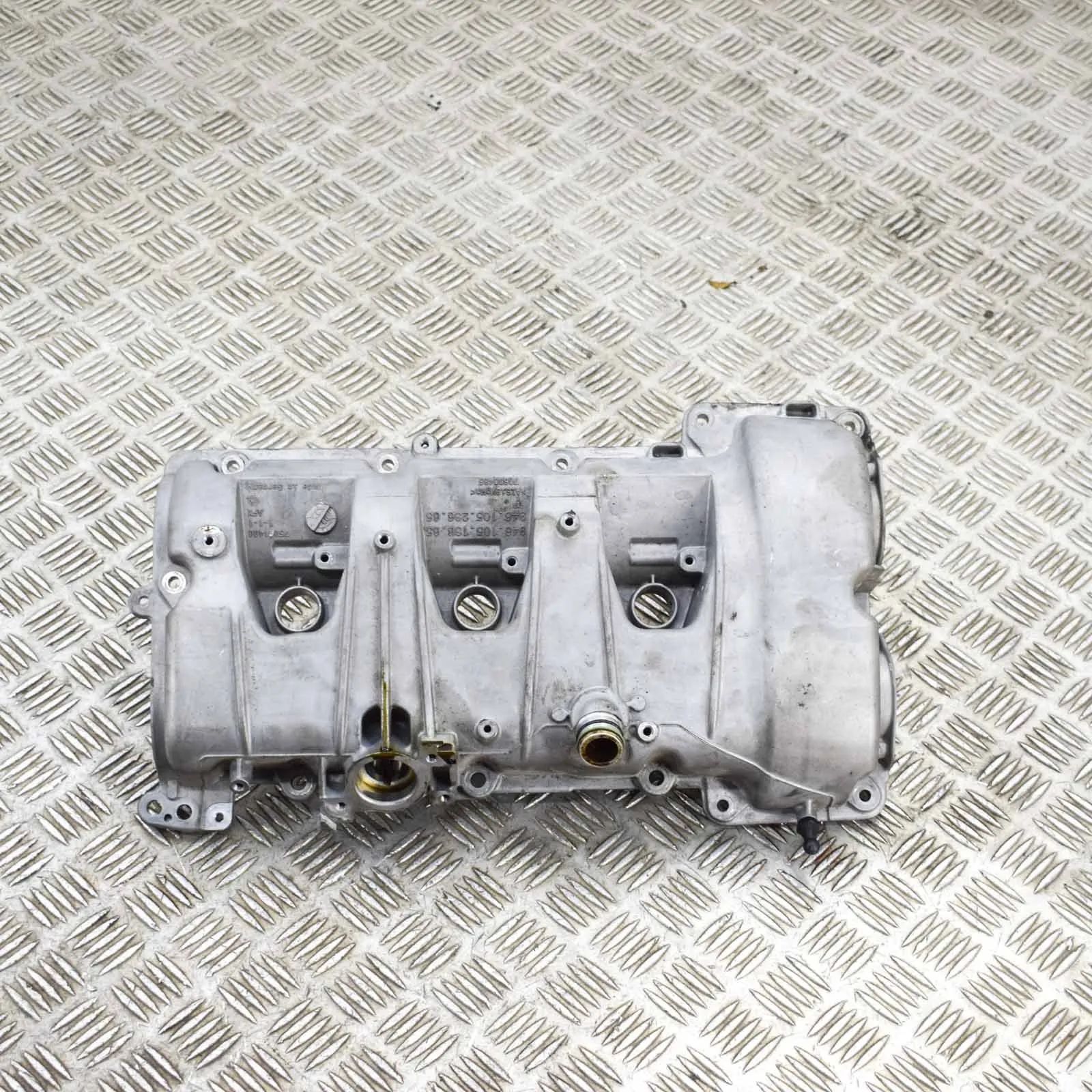 Porsche Macan Valve Cover — left Valve Cover — left — PORSCHE MACAN (95B) (2014-...