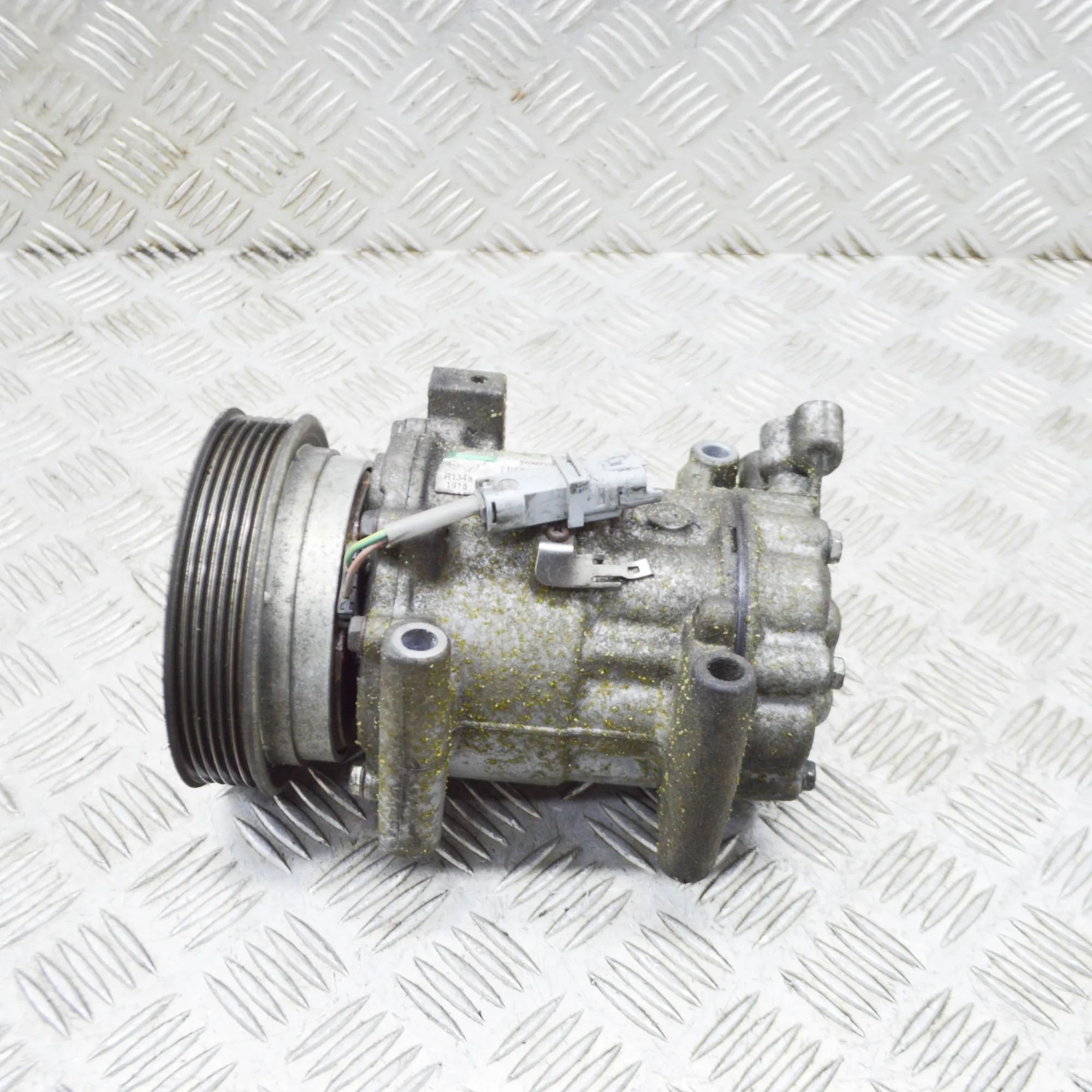 Mercedes-Benz Citan (W415) Air-conditioning compressor Air-conditioning compressor — MERCEDES BENZ CIT...