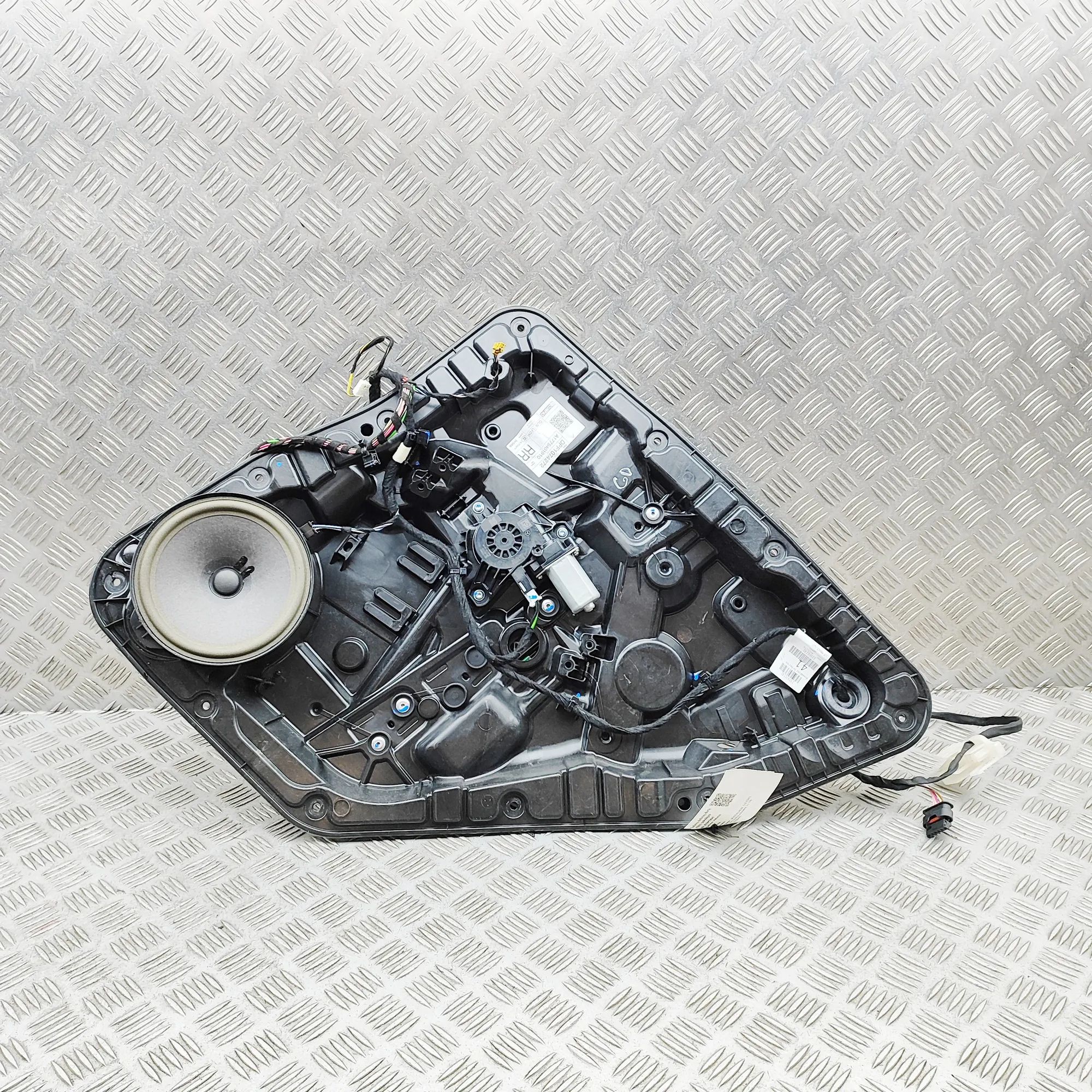 Mercedes-Benz GLB / EQB (X247) Rear Right Door Window Regulator Rear Right Door Window Regulator — MERCEDES BEN...