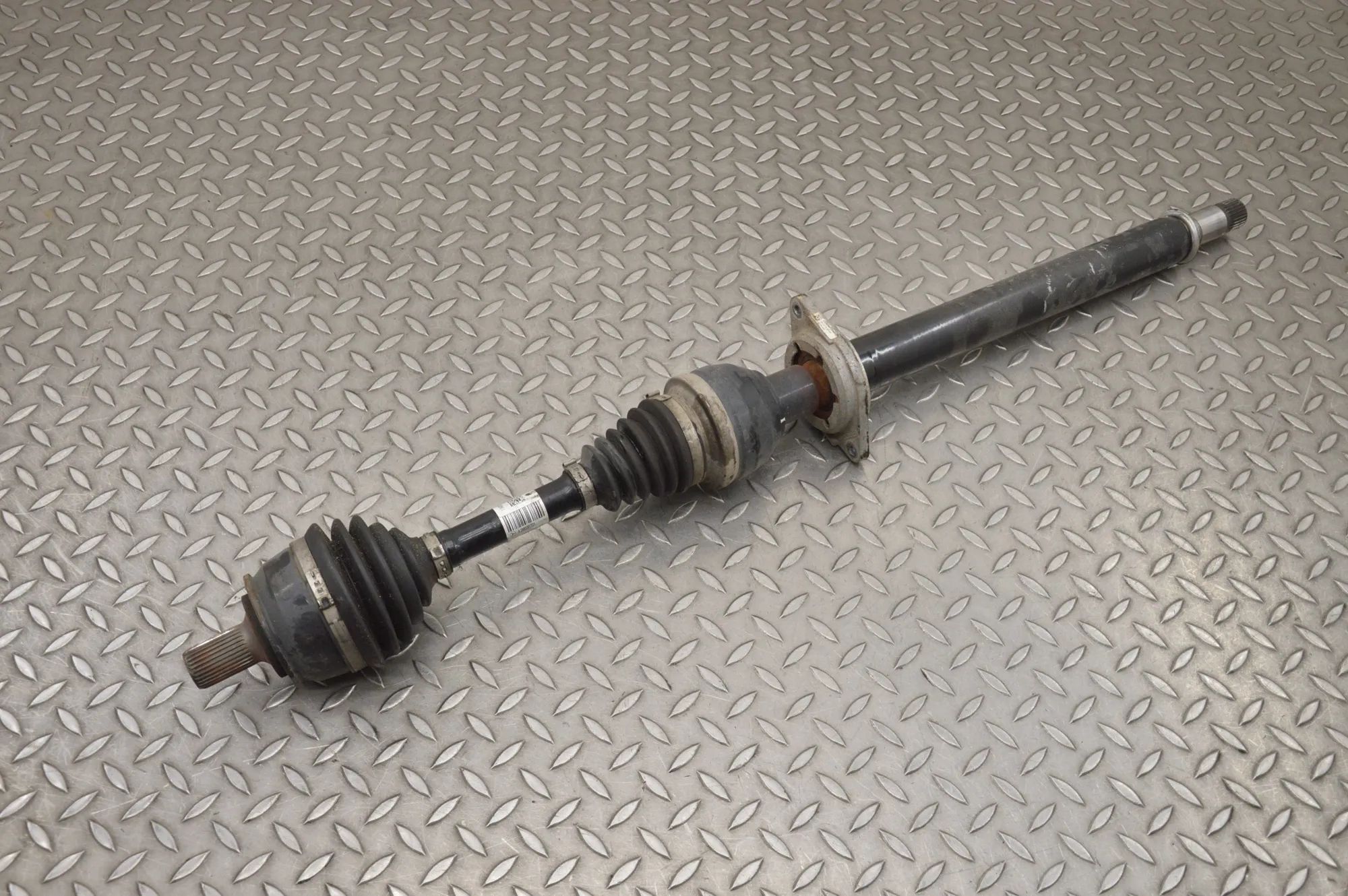 Mercedes-Benz CLA (C117) Front Right Driveshaft