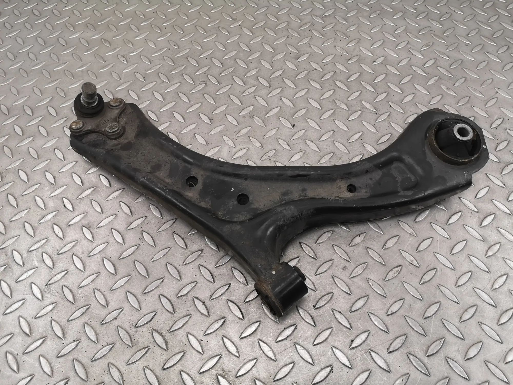 Kia EV6 Front Right Lower Control Arm Front Right Lower Control Arm — KIA EV6 (CV) (2...