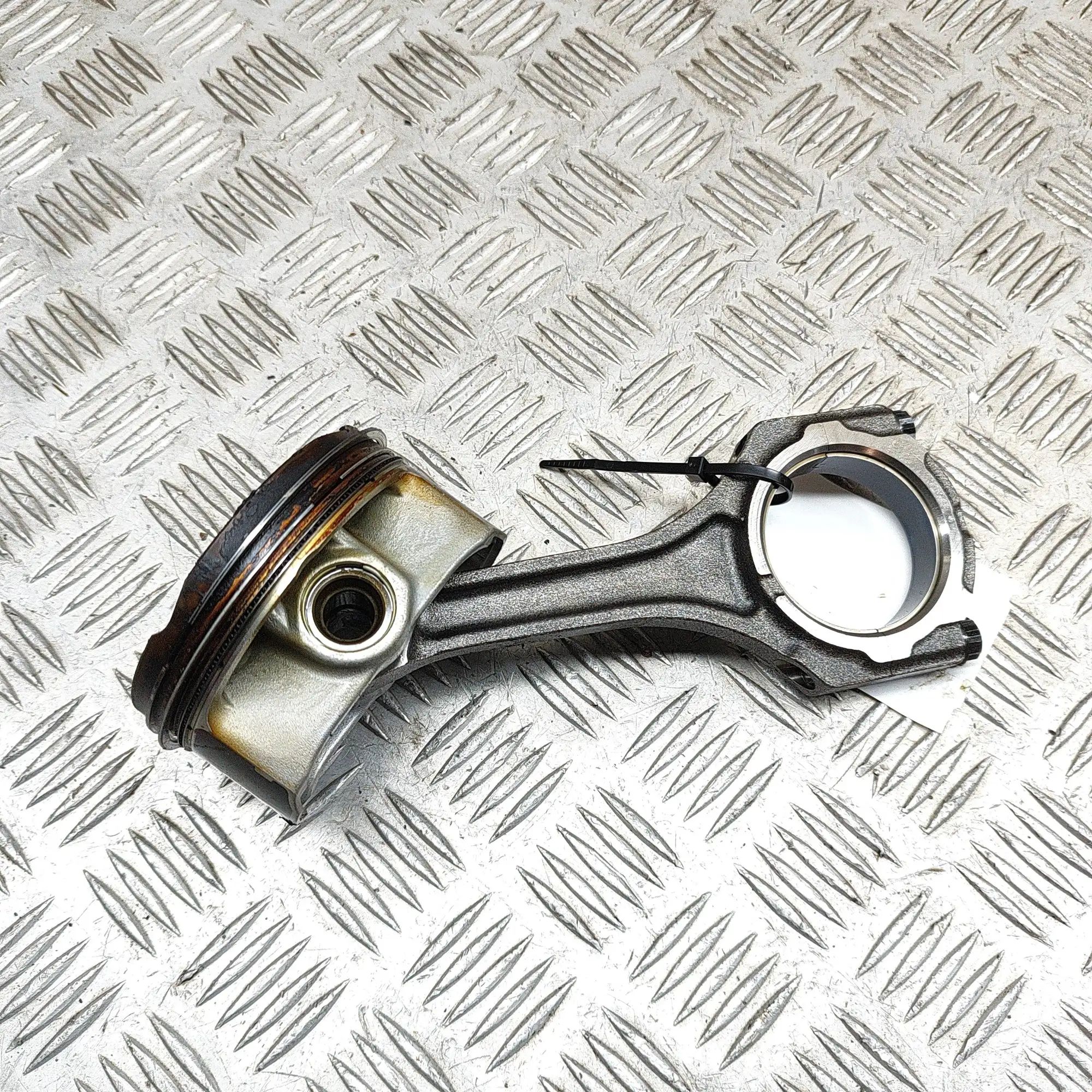 Lexus RX Piston Piston — LEXUS RX (_L2_) (2015-...) — 13101-311...