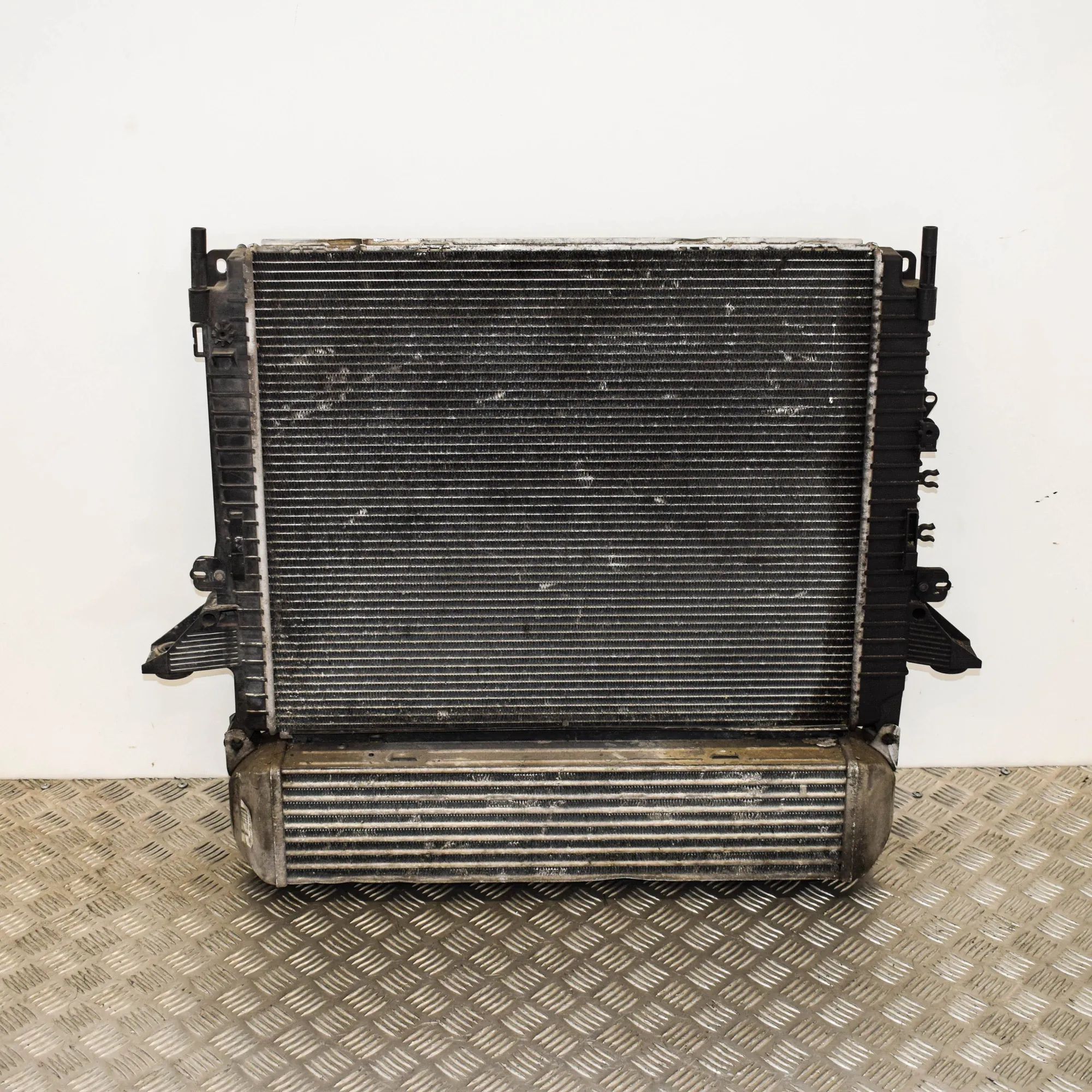 Land Rover Discovery Cooling Radiator Pack Cooling Radiator Pack — LAND ROVER DISCOVERY (I...