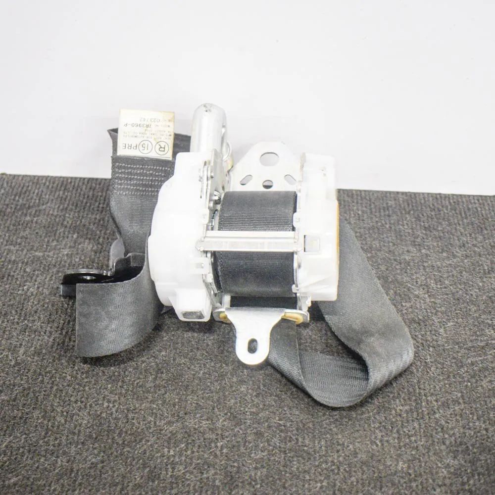 Lexus RX Front Right Seatbelt Front Right Seatbelt — LEXUS RX (_L1_) (2008-20...