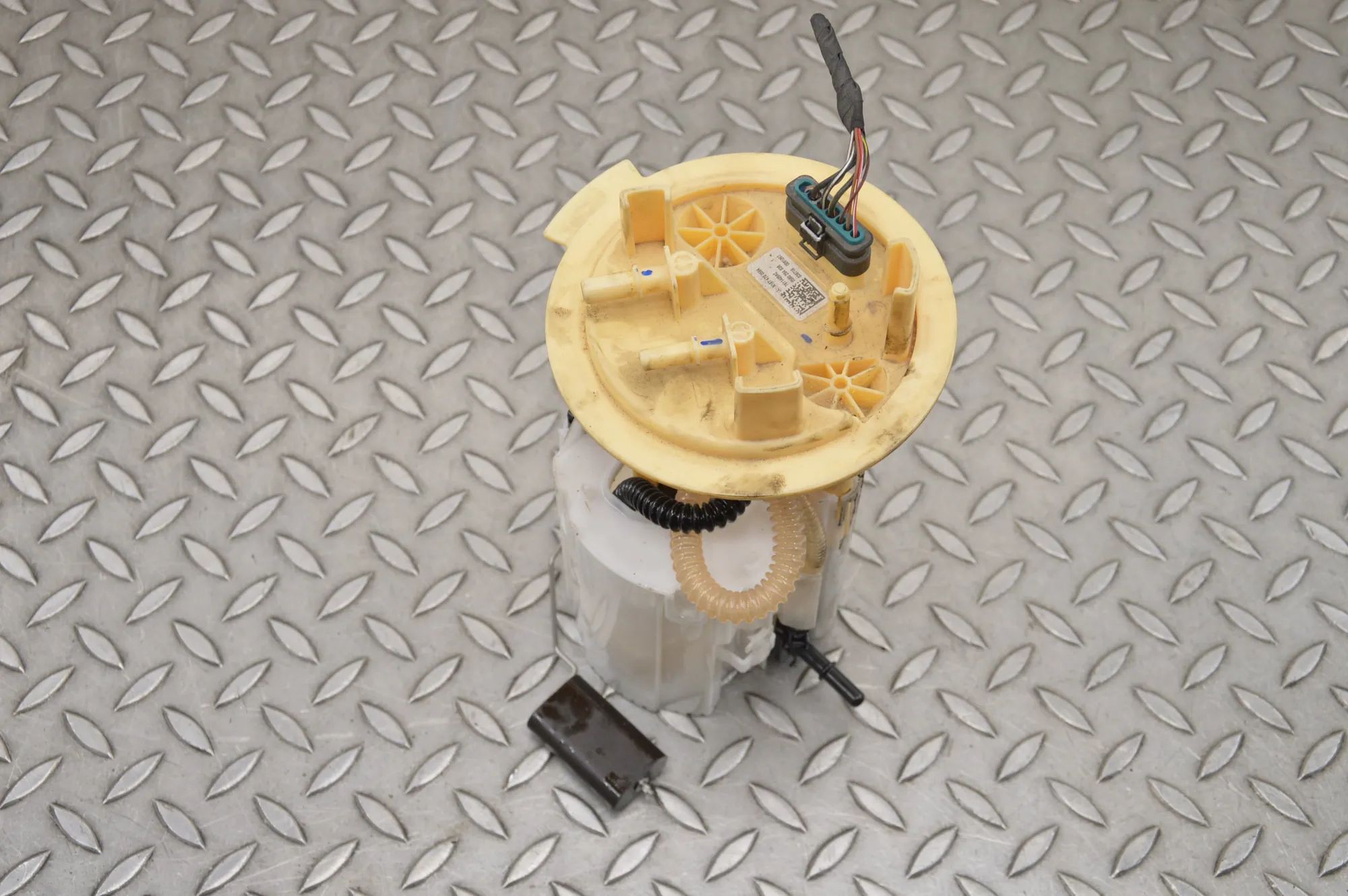 Mercedes-Benz GL / GLS (X166) Fuel Tank Pump Fuel Tank Pump — MERCEDES BENZ GLS (X167) (2019...