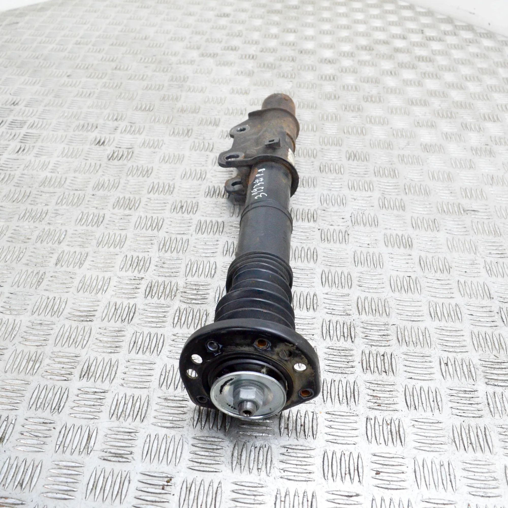 Mercedes-Benz Sprinter (W907 / W910)  Shock absorber — front right Shock absorber — front right — MERCEDES BENZ SP...