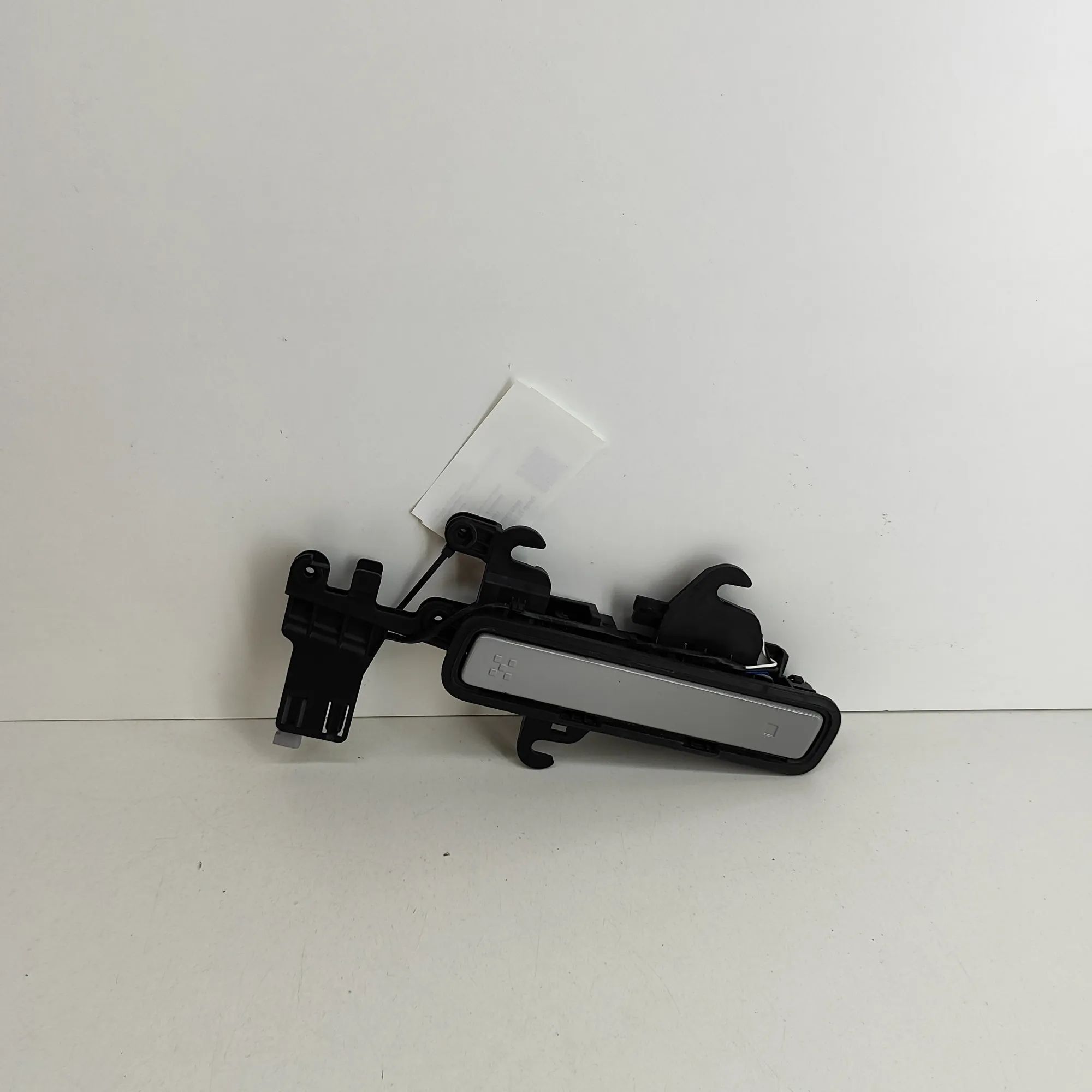 Hyundai Ioniq Exterior door handle — front left Exterior door handle — front left — HYUNDAI ION...