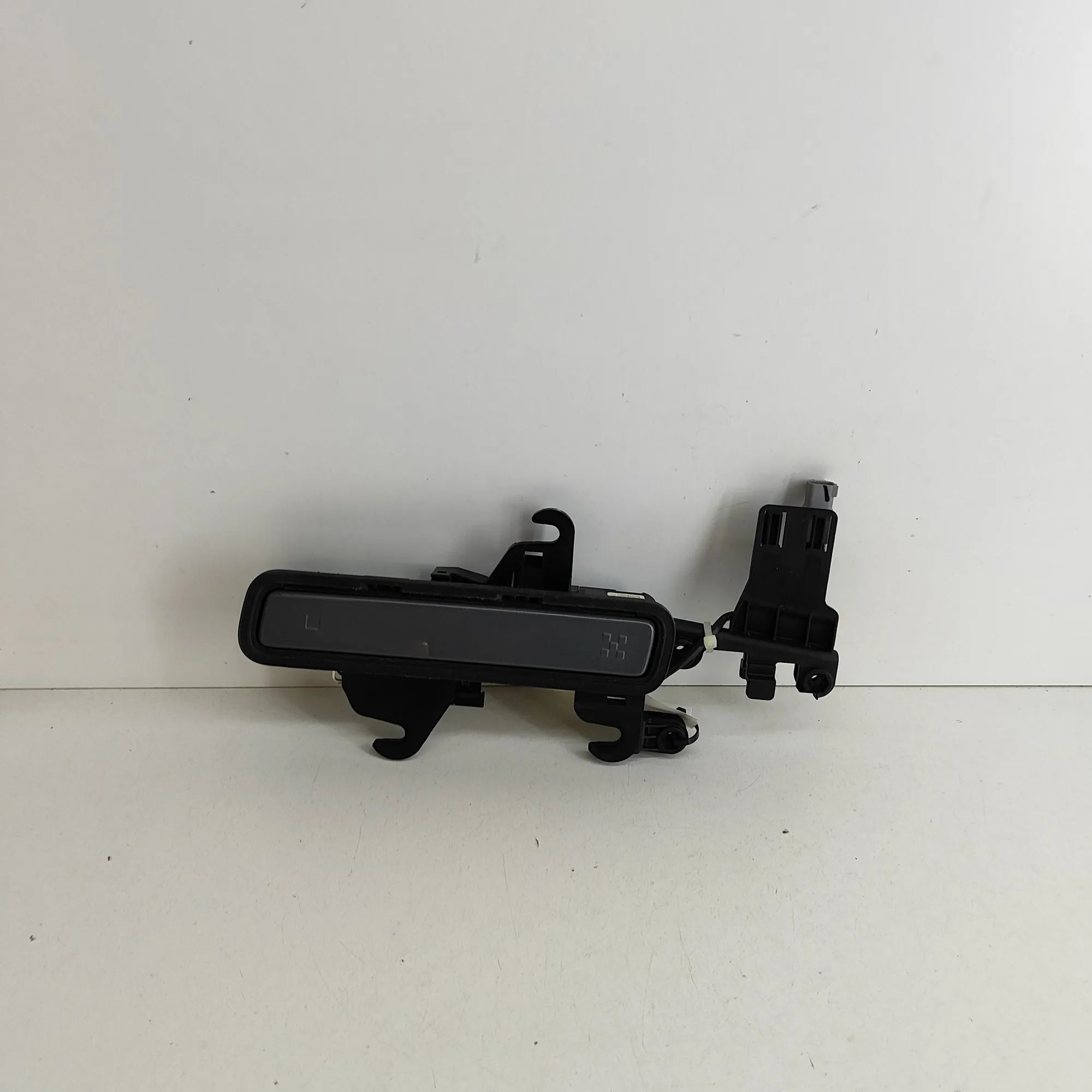 Hyundai Ioniq Exterior door handle — front left Exterior door handle — front left — HYUNDAI ION...