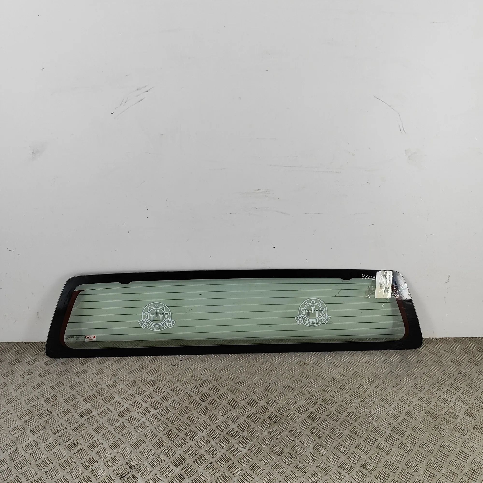 Isuzu D-Max Rear Window glass Rear window glass — ISUZU D-MAX (II TFR, TFS) (...