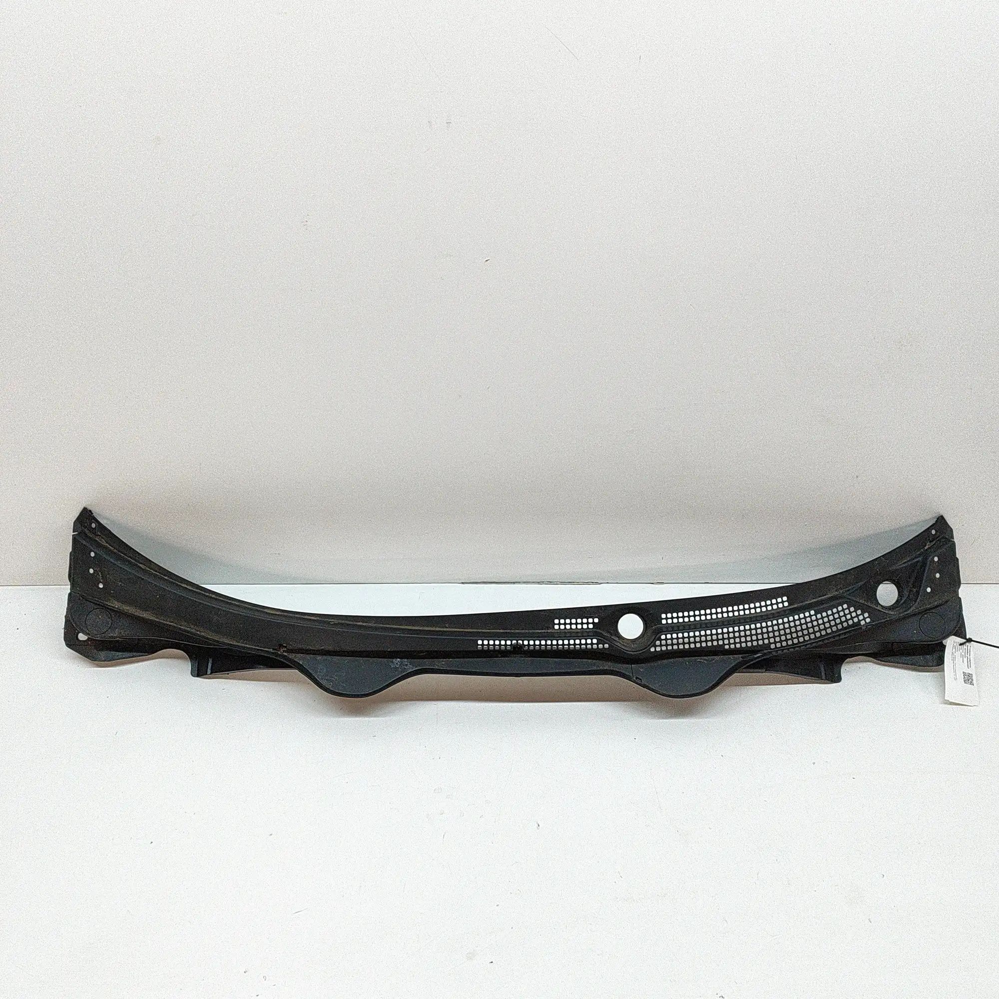 Honda Civic Front Wiper Cowl Trim Front Wiper Cowl Trim — HONDA CIVIC (X Hatchbac...