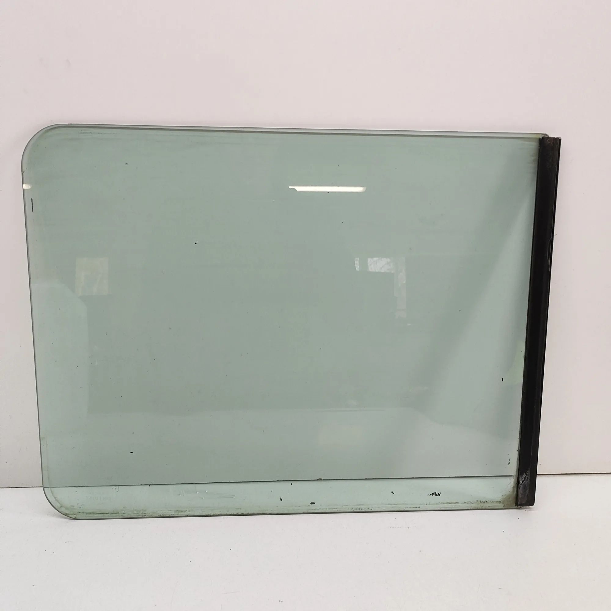 Land Rover Defender Rear Left Quarter Window Rear Left Quarter Window — LAND ROVER DEFENDER ...