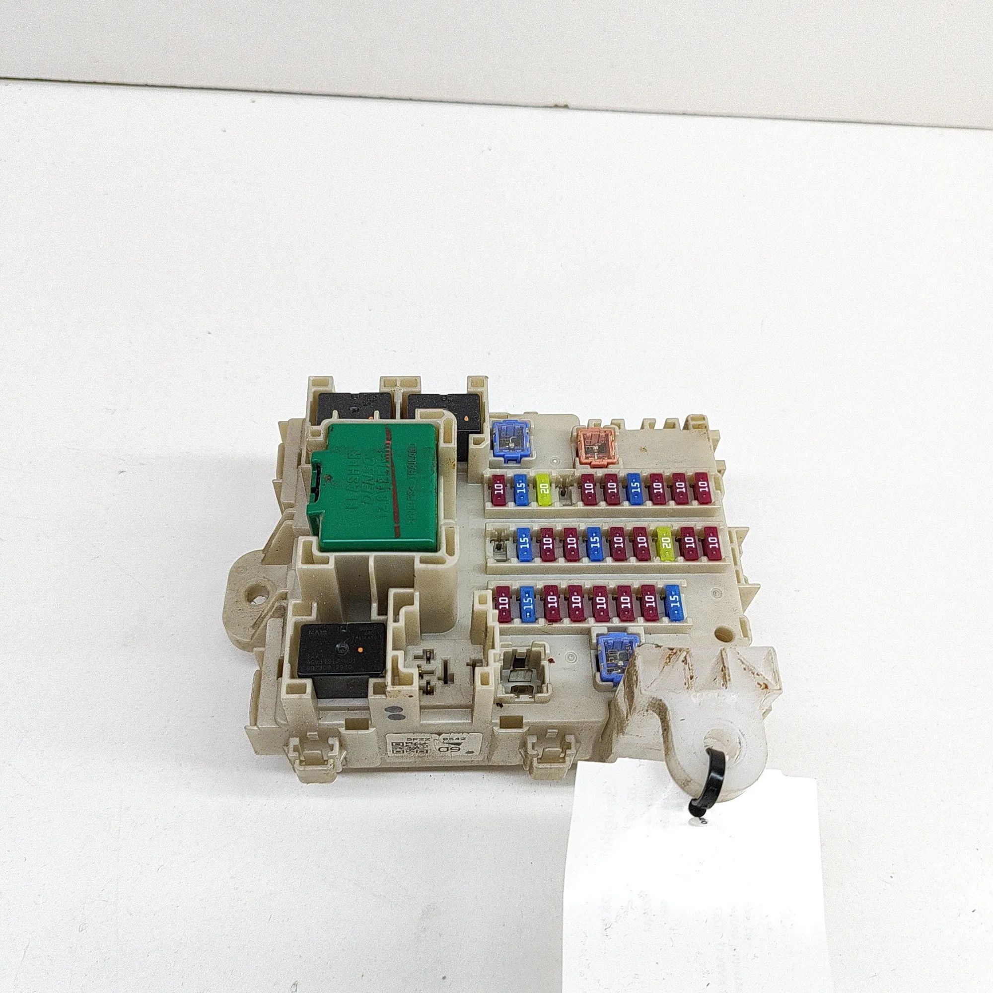 Isuzu D-Max Fuse Box Module Fuse Box Module — ISUZU D-MAX (II TFR, TFS) (20...