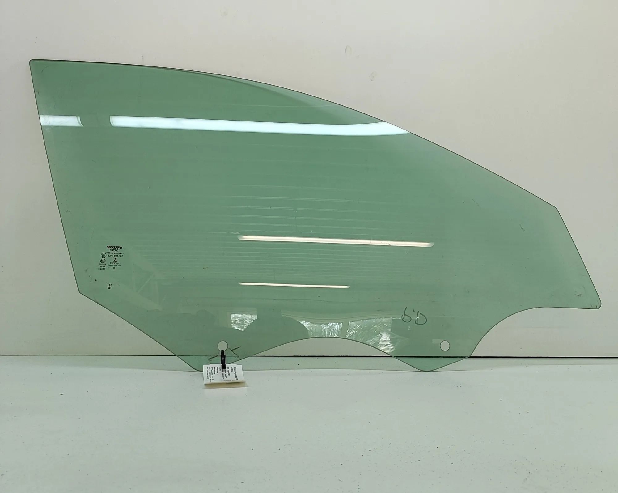 Volvo V60 Front Right Door Window Front Right Door Window — VOLVO V60 (II) (2019-...
