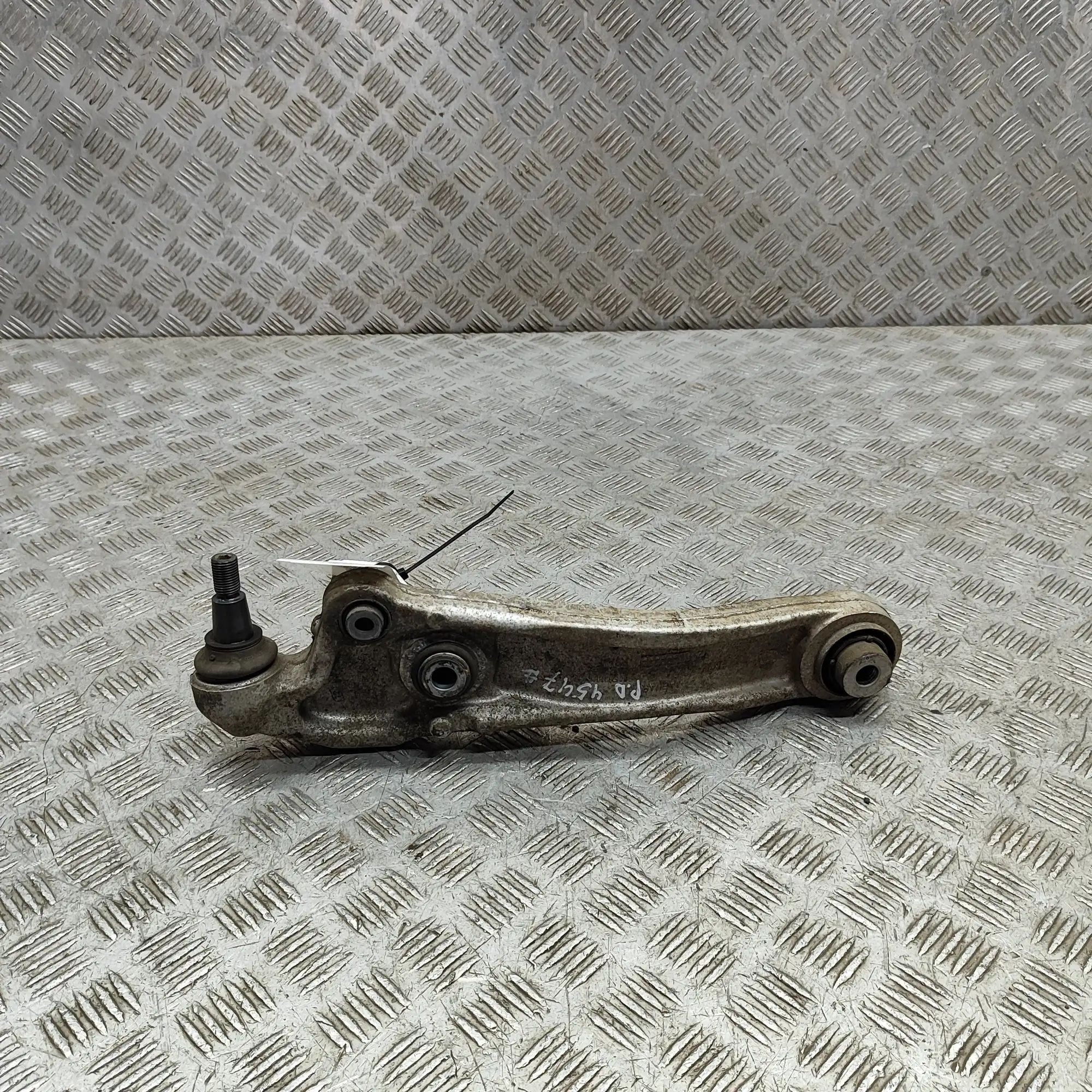 Jaguar XE Front Right Lower Control Arm Front Right Lower Control Arm — JAGUAR XE (X760...
