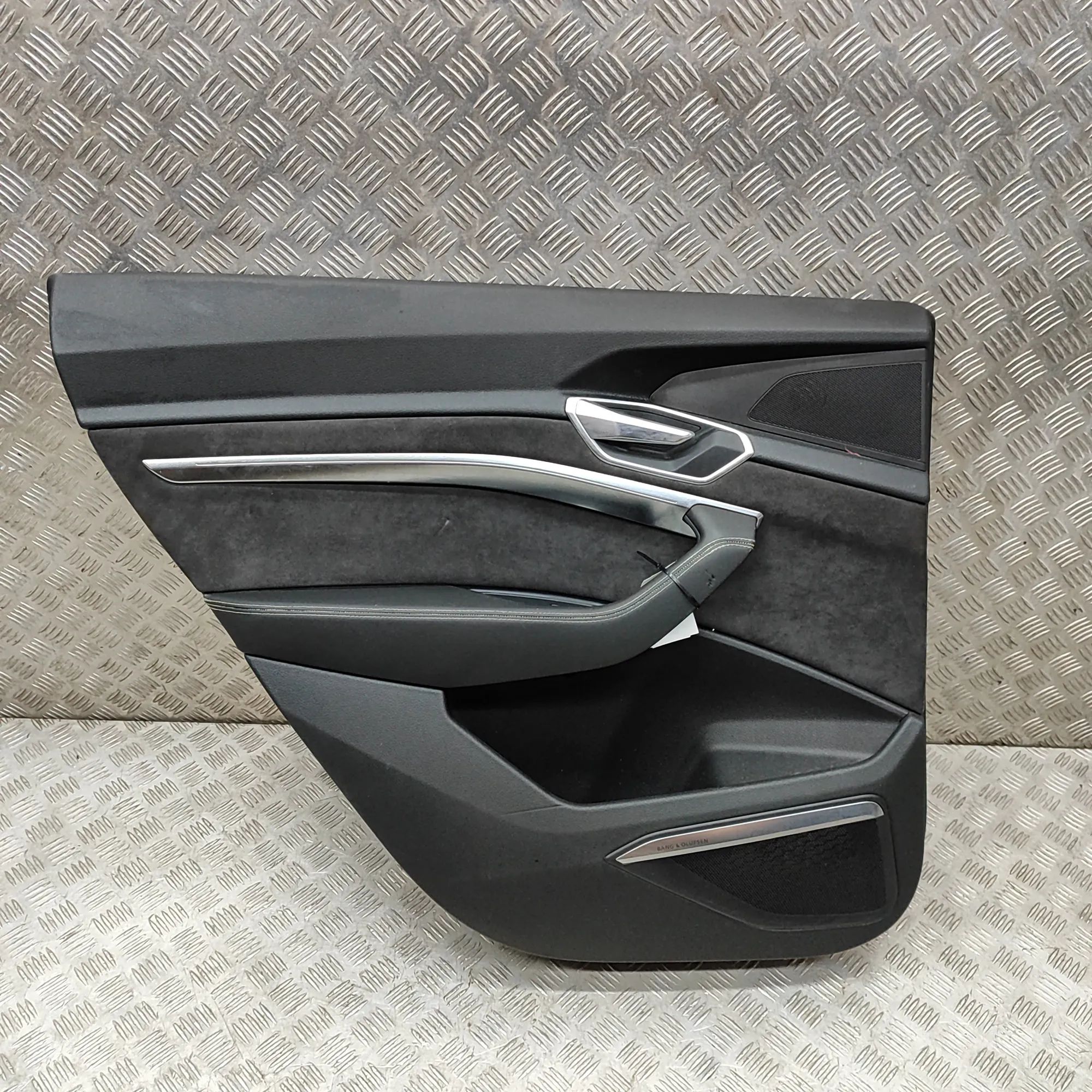 Audi e-tron Rear Left Door Panel Rear Left Door Panel — AUDI E-TRON (GEN) (2018-...