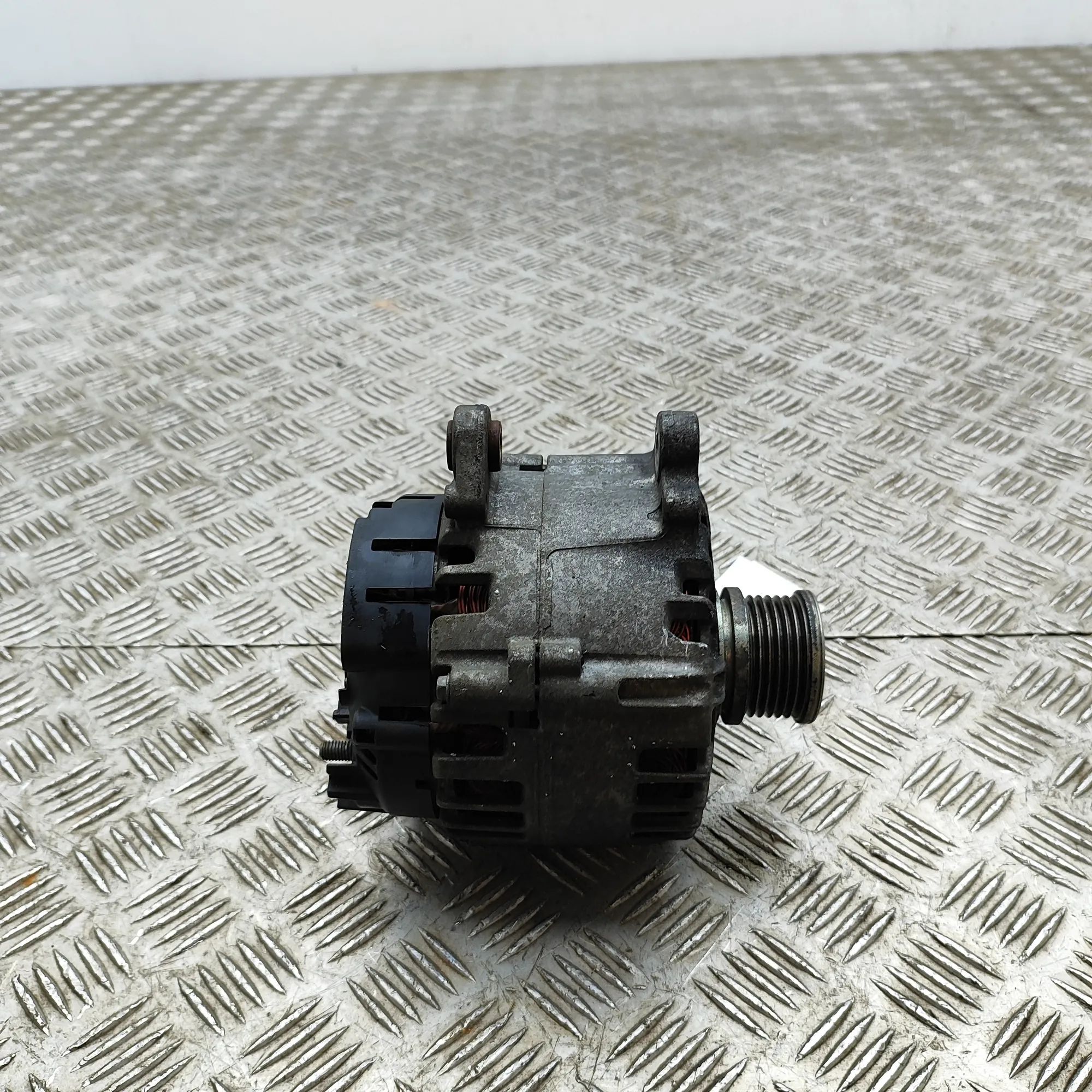 Volkswagen Amarok Alternator Alternator — VW AMAROK (2H_, S1B) (2010-2022) —...