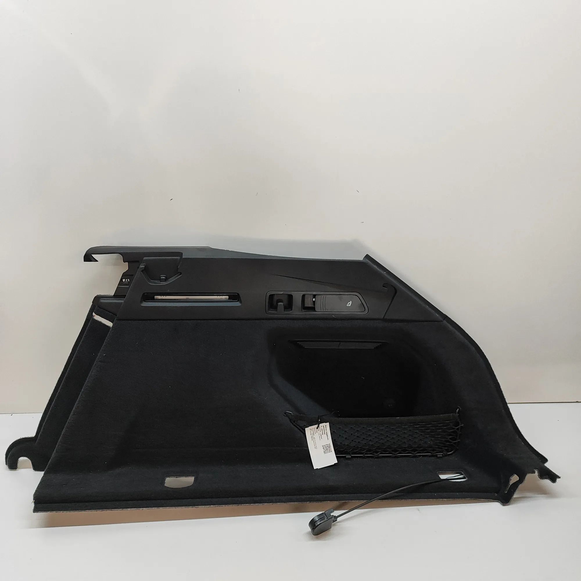Audi e-tron Right Side Trunk Trim Right Side Trunk Trim — AUDI E-TRON (GEN) (2018...