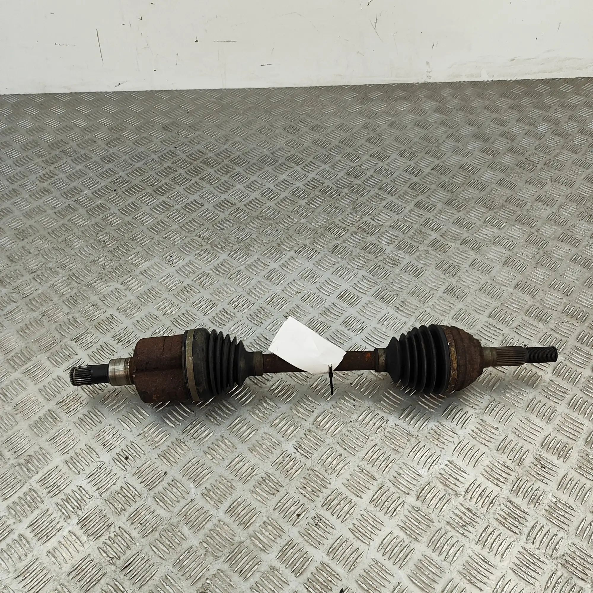 Chevrolet TrailBlazer Front Left Driveshaft Front Left Driveshaft — CHEVROLET TRAILBLAZER (...